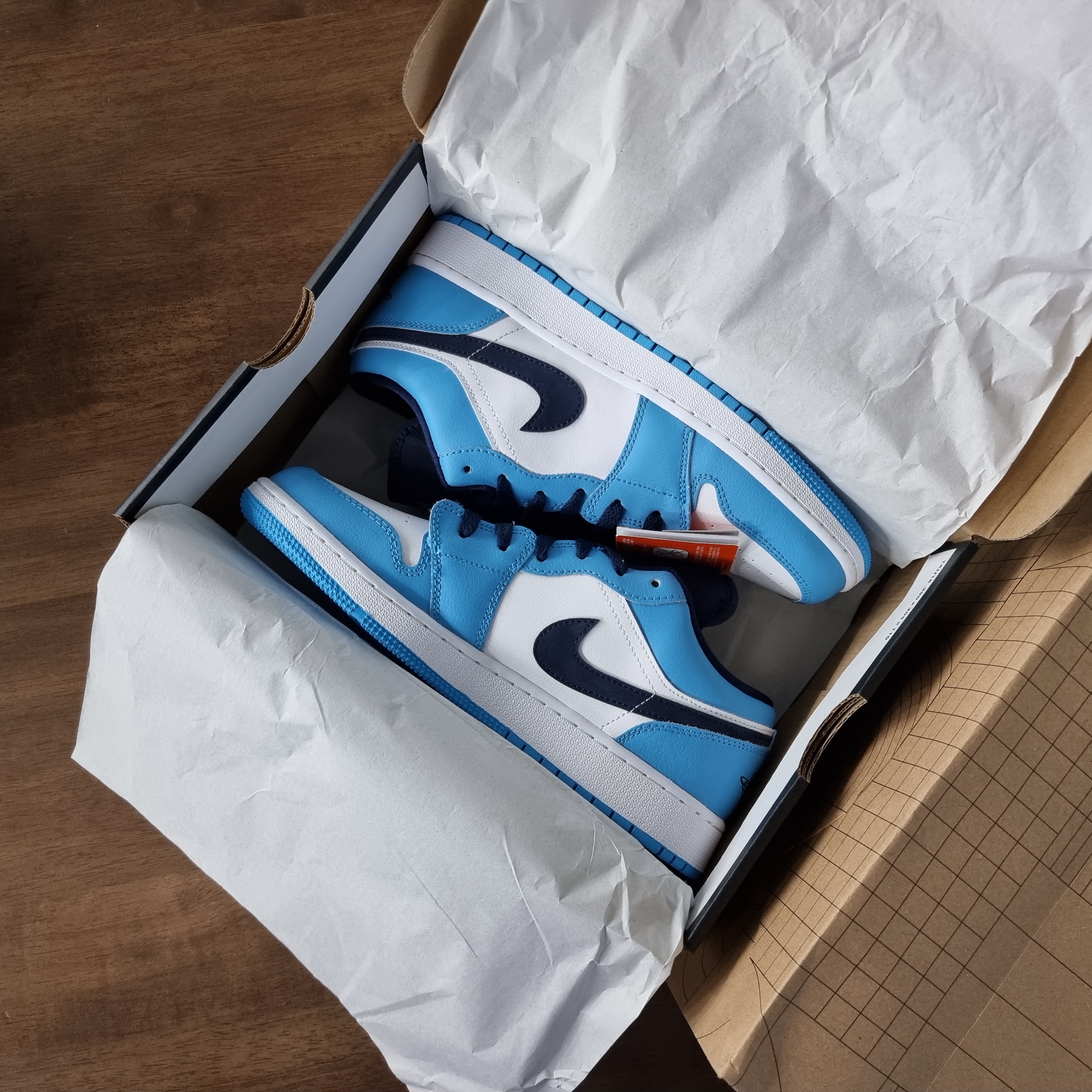 (GS) Jordan 1 Low Dark Powder Blue 착용 스타일 - 3