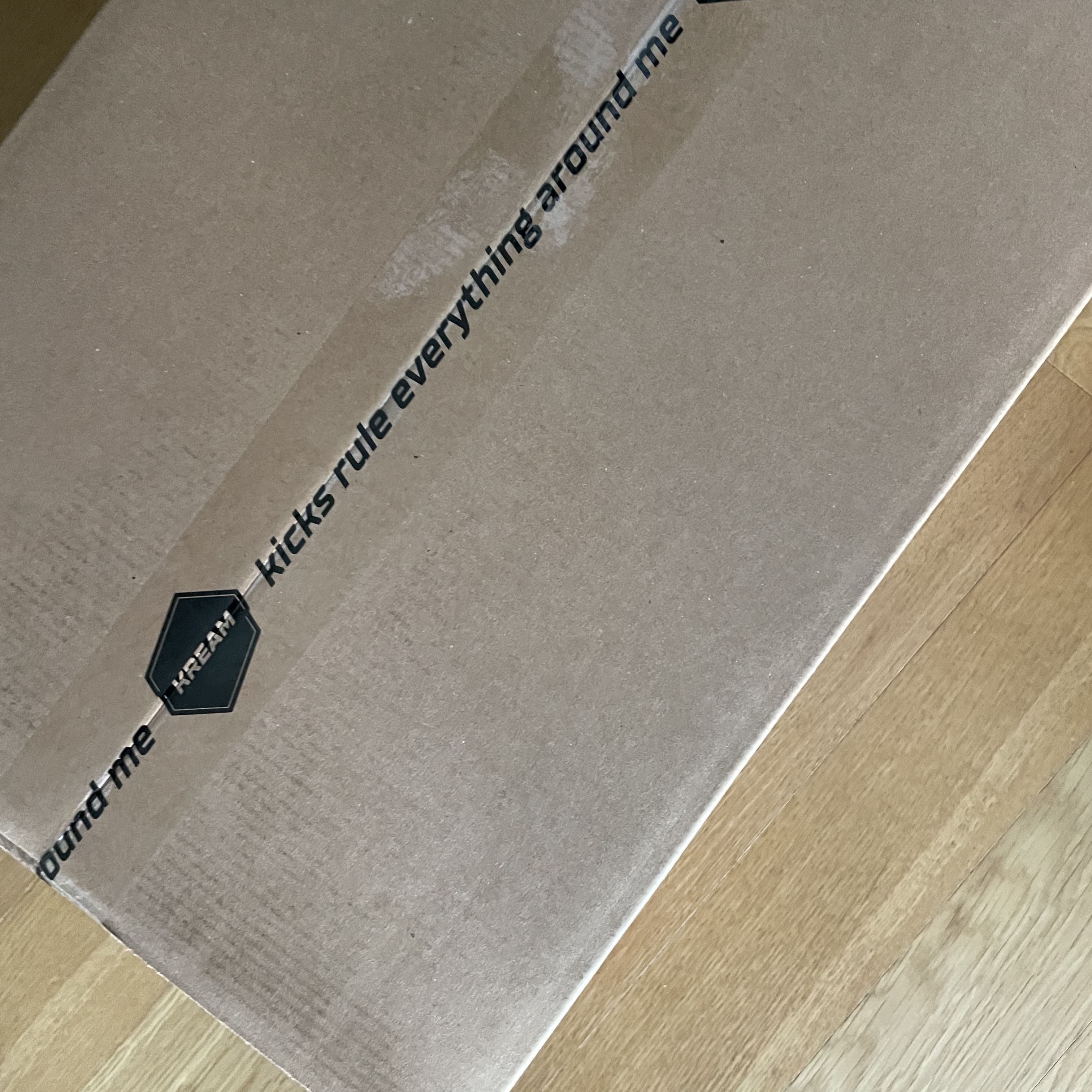Jordan 6 x Travis Scott Retro SP British Khaki 착용 스타일 - 3