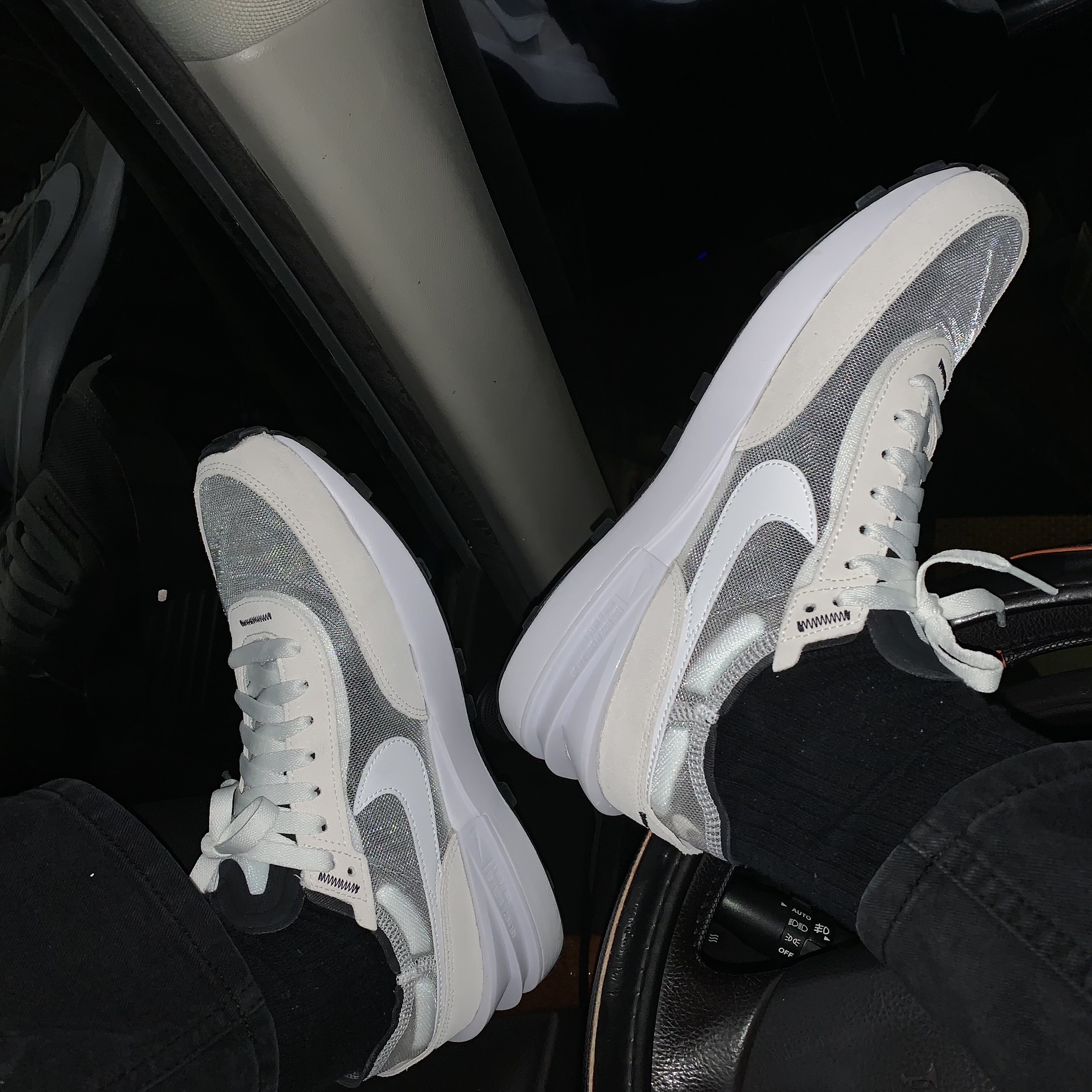 Nike Waffle One Infinite Lilac 착용 스타일