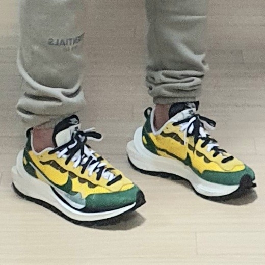 Essentials Pull-Over Hoodie Moss - 21SS, Nike x Sacai VaporWaffle Tour Yellow & Gorge Green Sail 착용 스타일 - 2