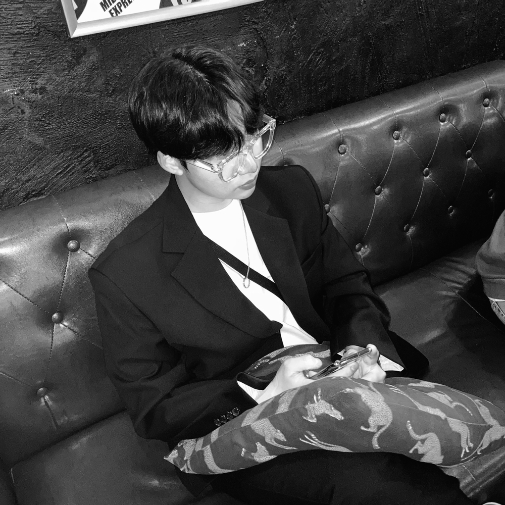 KREAM 프로필 이미지