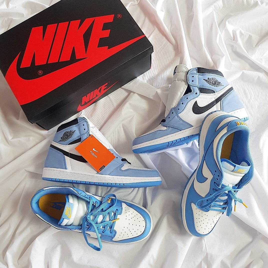 (W) Nike Dunk Low Coast, Jordan 1 Retro High OG University Blue 착용 스타일