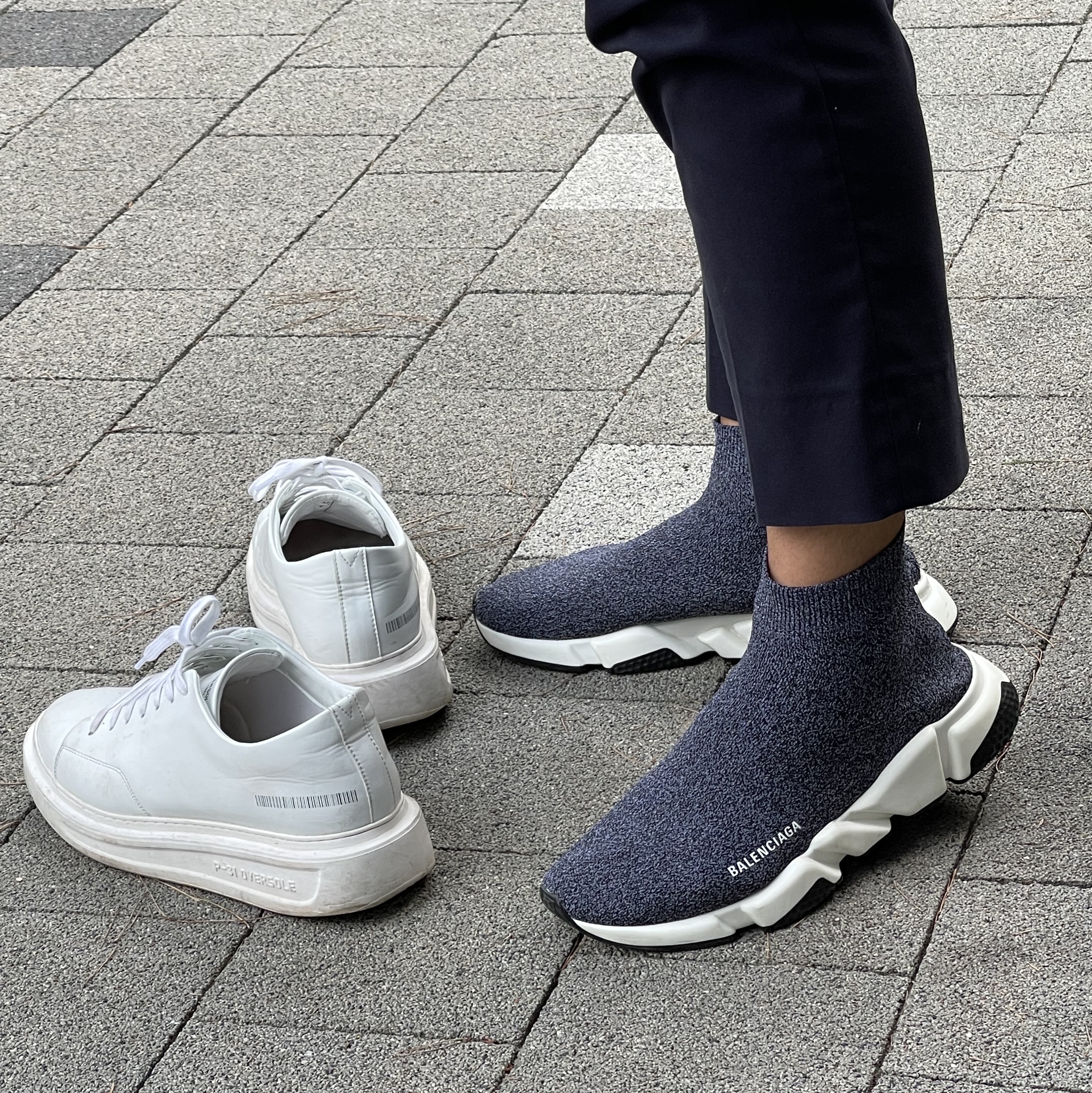 Balenciaga Speed Trainer Grey White Black 착용 스타일