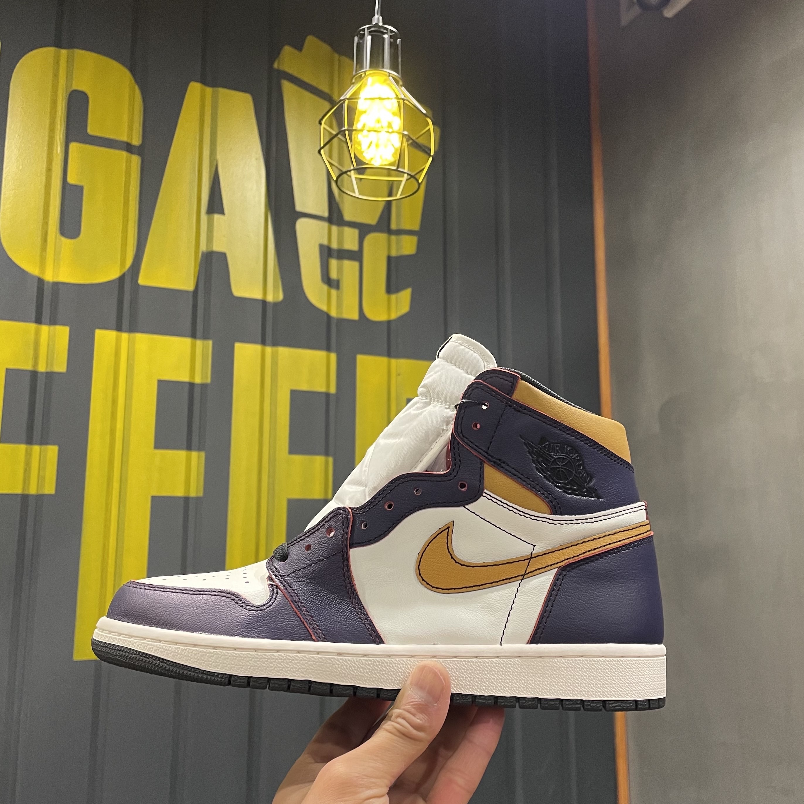 Jordan 1 Retro High OG Defiant SB LA to Chicago 착용 스타일 - 2