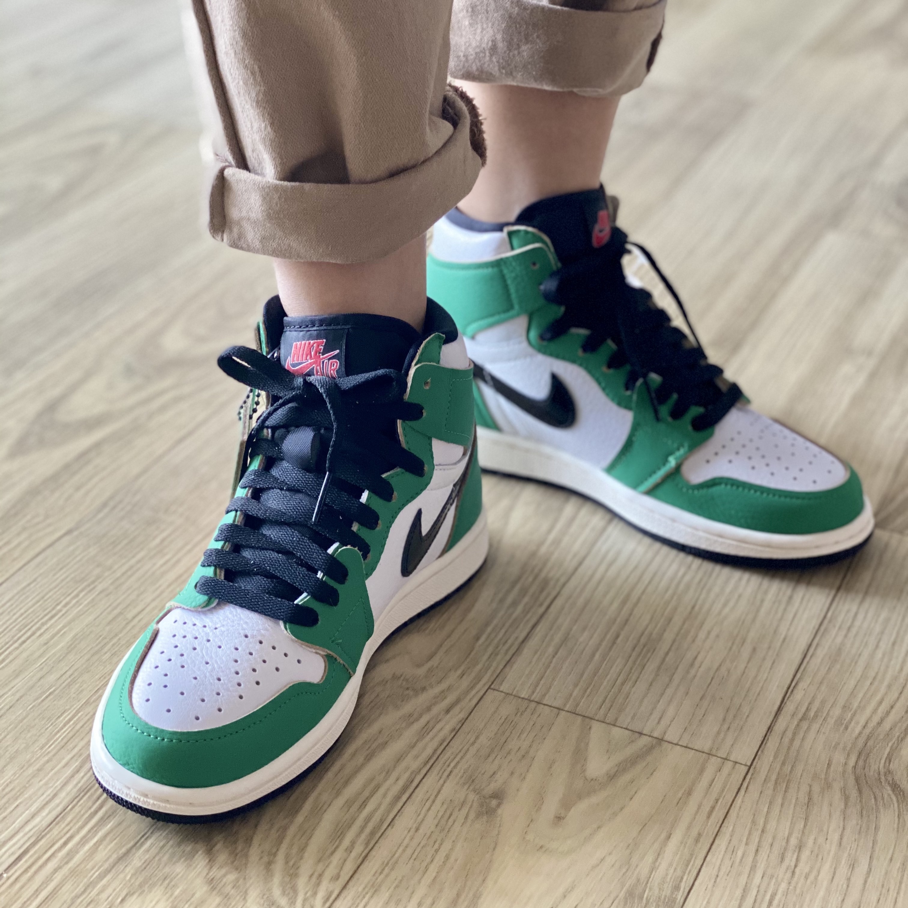 (W) Jordan 1 Retro High OG Lucky Green 착용 스타일