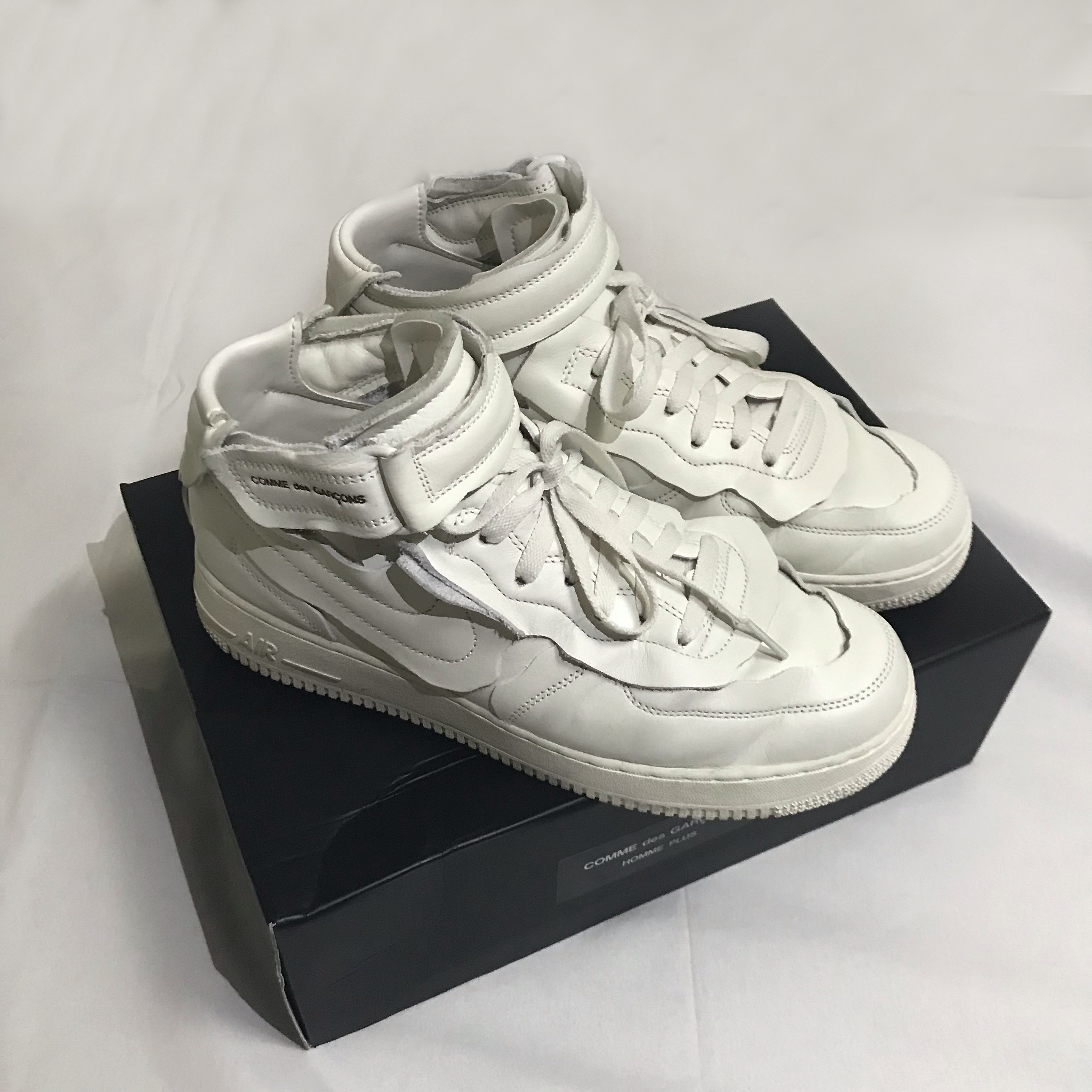 Nike x Comme des Garcons Homme Plus Air Force Mid White 착용 스타일 - 4