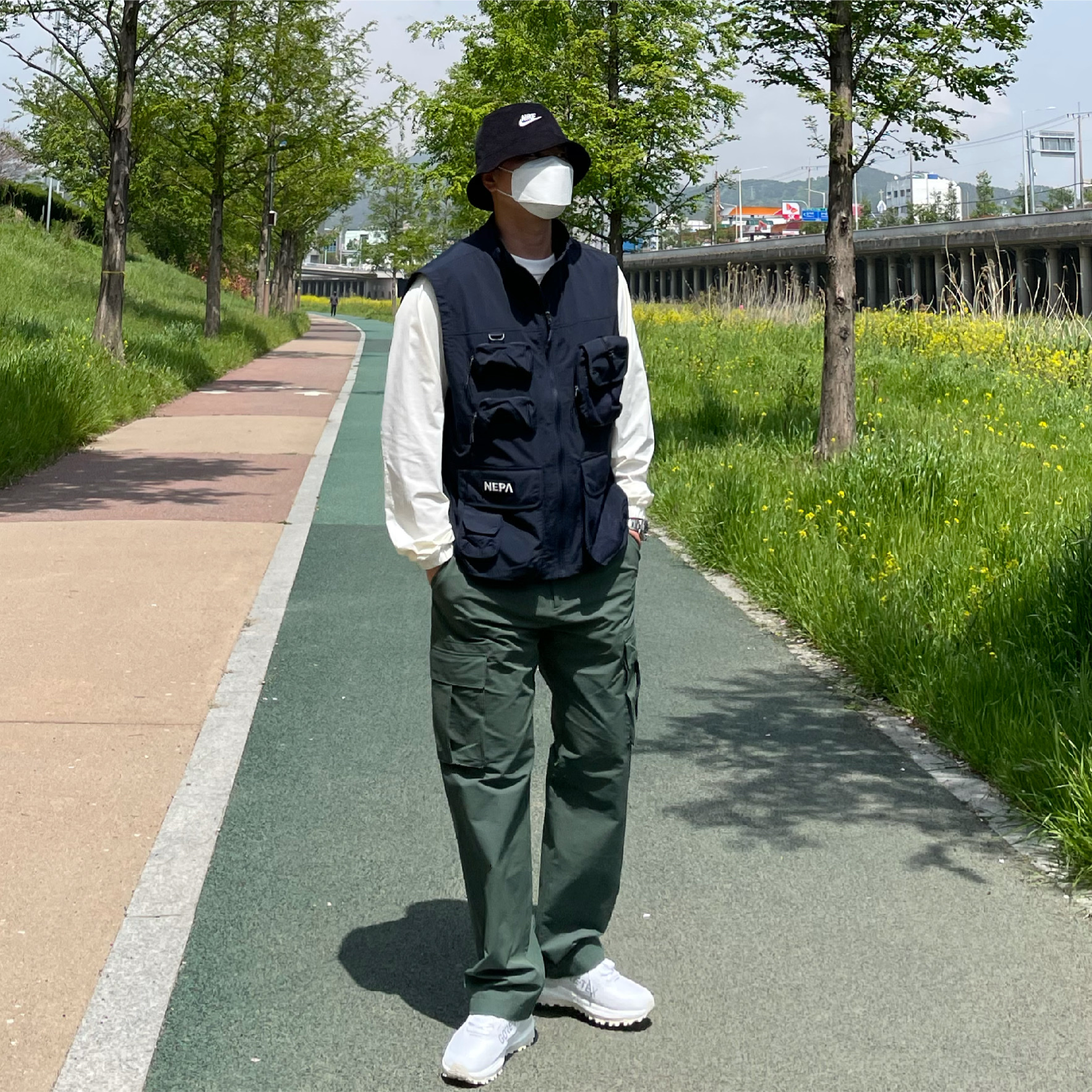 Nike Futura Corduroy Bucket Black 착용 스타일