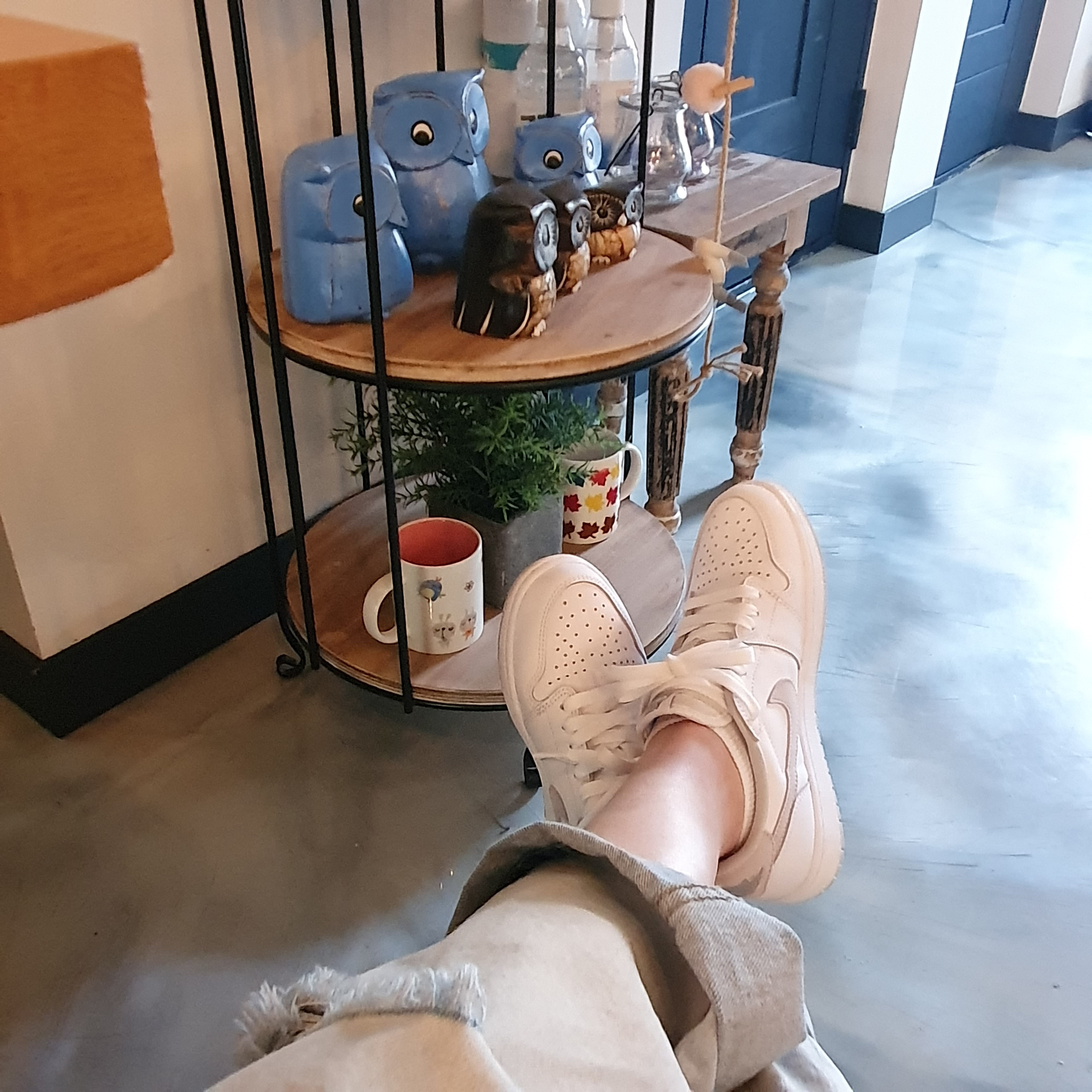 Jordan 1 Low OG Neutral Grey 착용 스타일