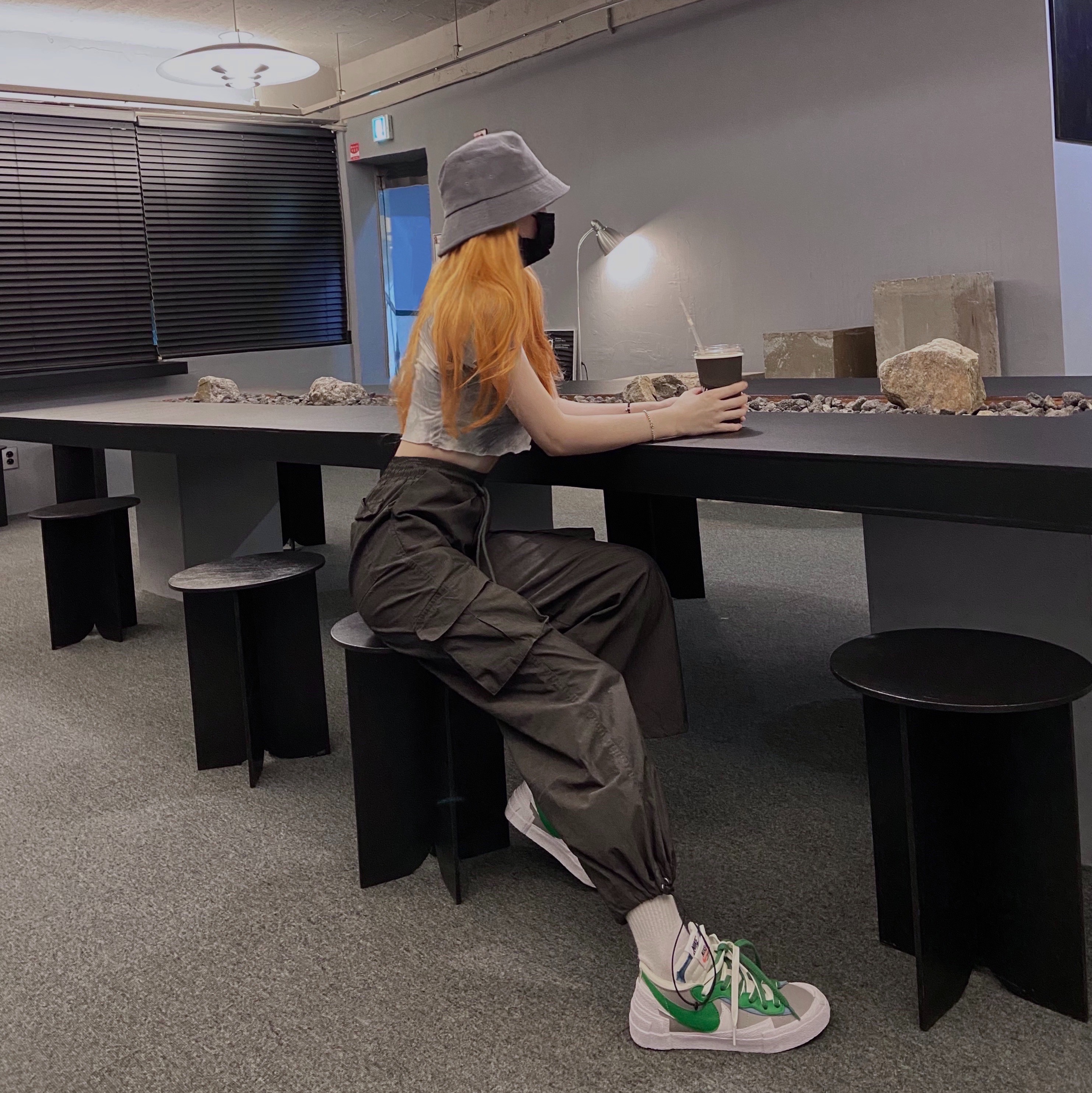 Nike x Sacai Blazer Low Classic Green 착용 스타일