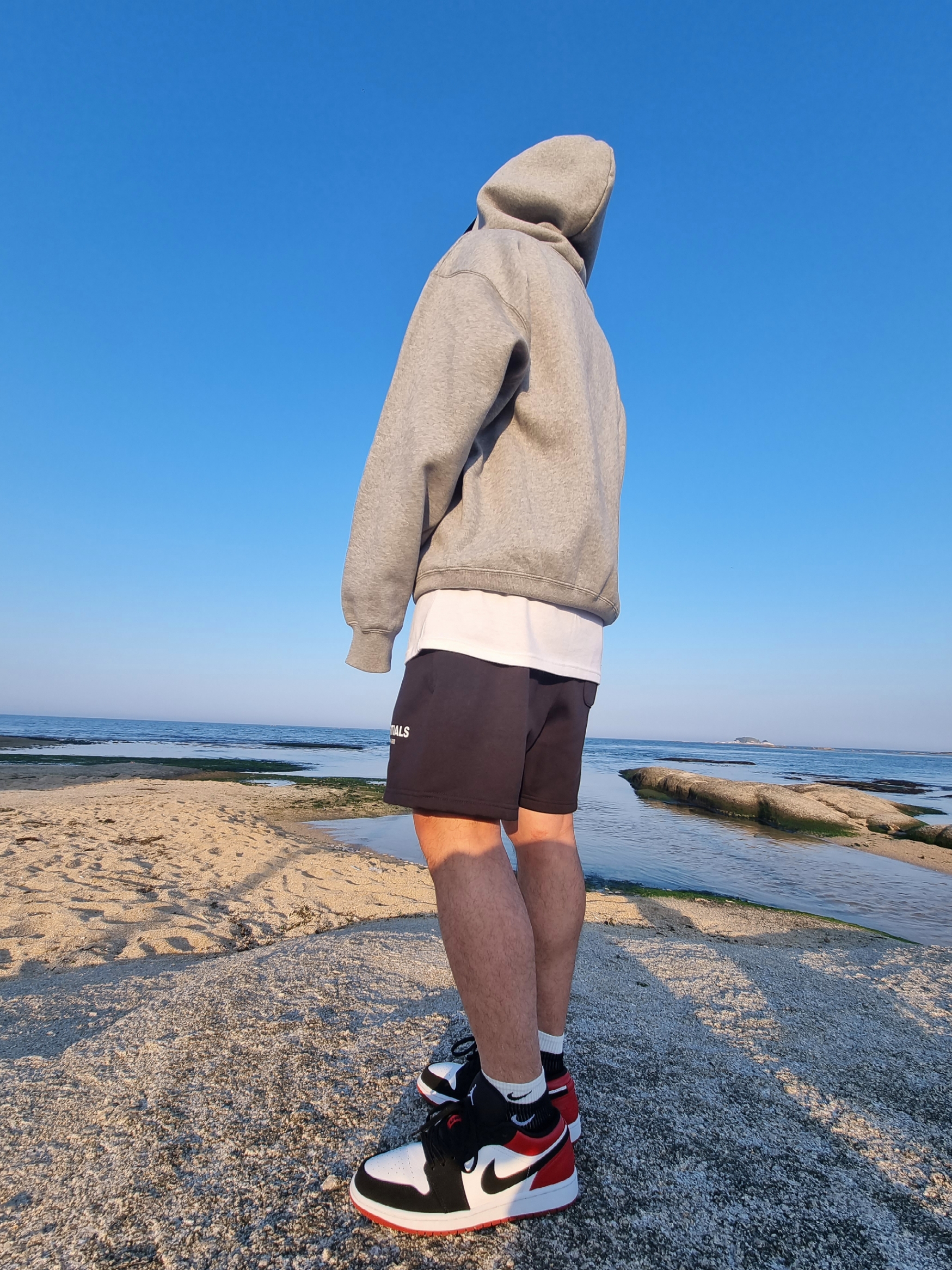 Essentials Sweatshorts Black 2020, Jordan 1 Low Black Toe 착용 스타일