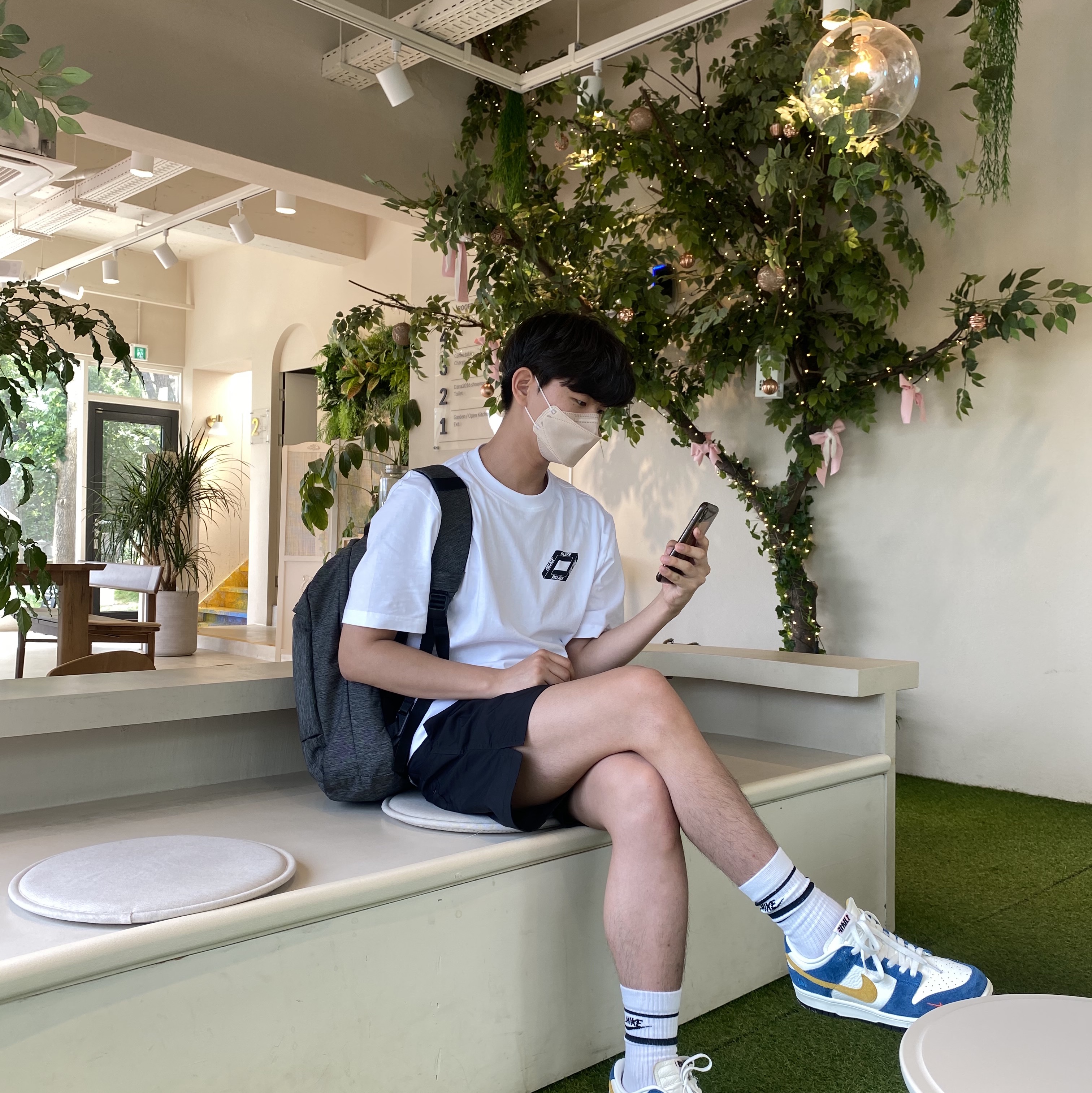 Nike x Kasina Dunk Low 80's Bus, Palace Dodgy But Lush T-Shirt White - 21SS 착용 스타일
