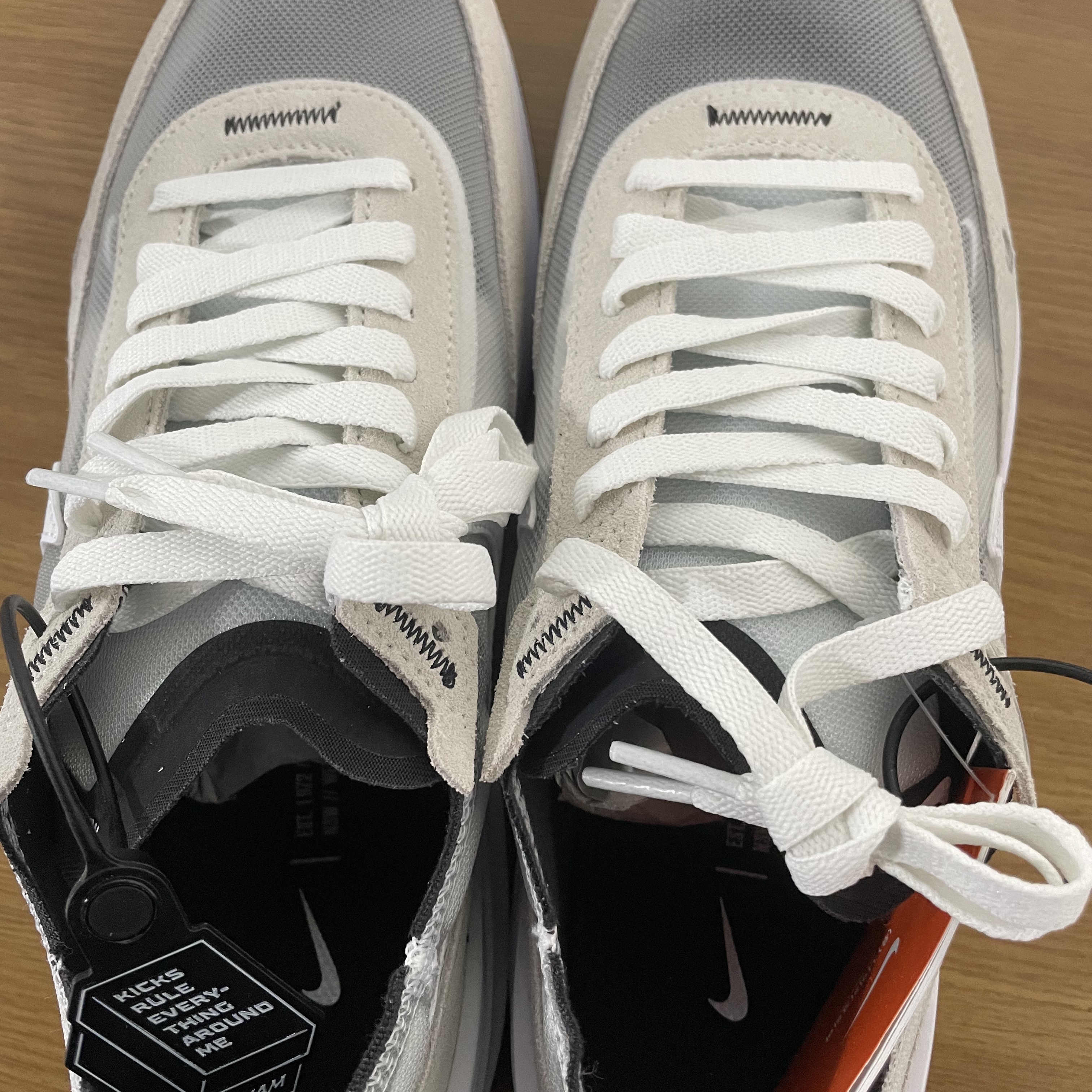 Nike Waffle One Infinite Lilac 착용 스타일