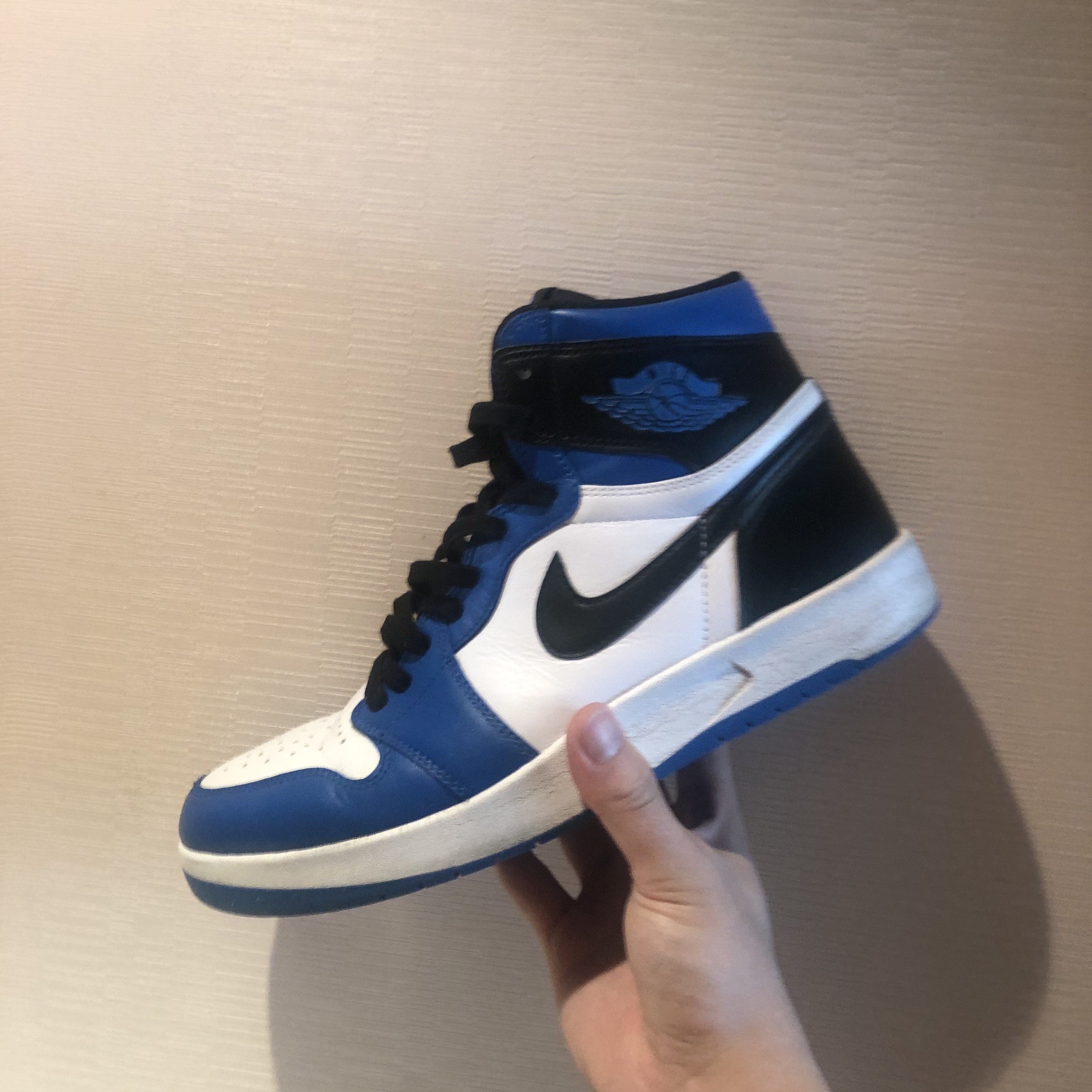 Jordan 1.5 Retro Reverse Fragment 착용 스타일
