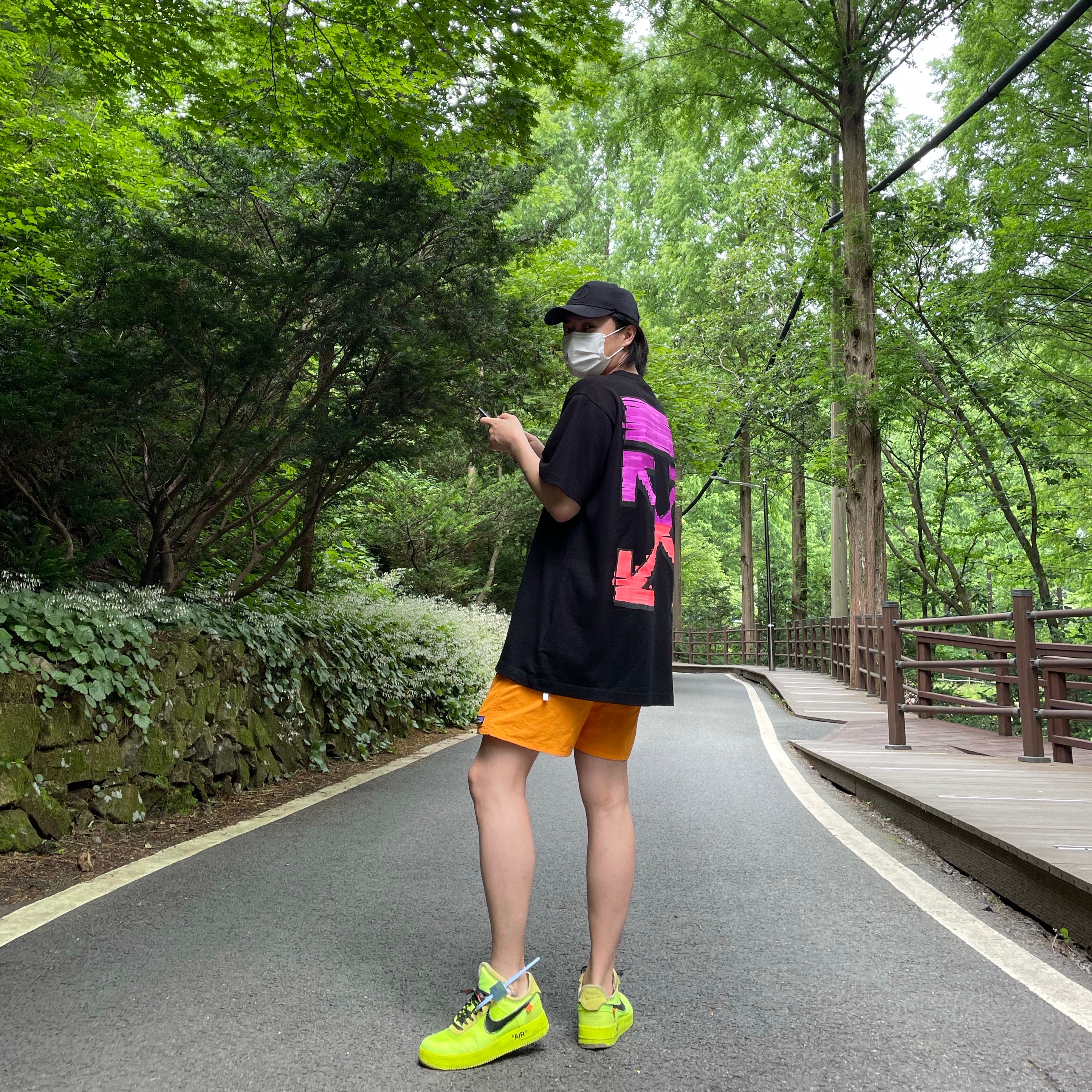 Nike x Off-White Air Force 1 Low Volt 착용 스타일