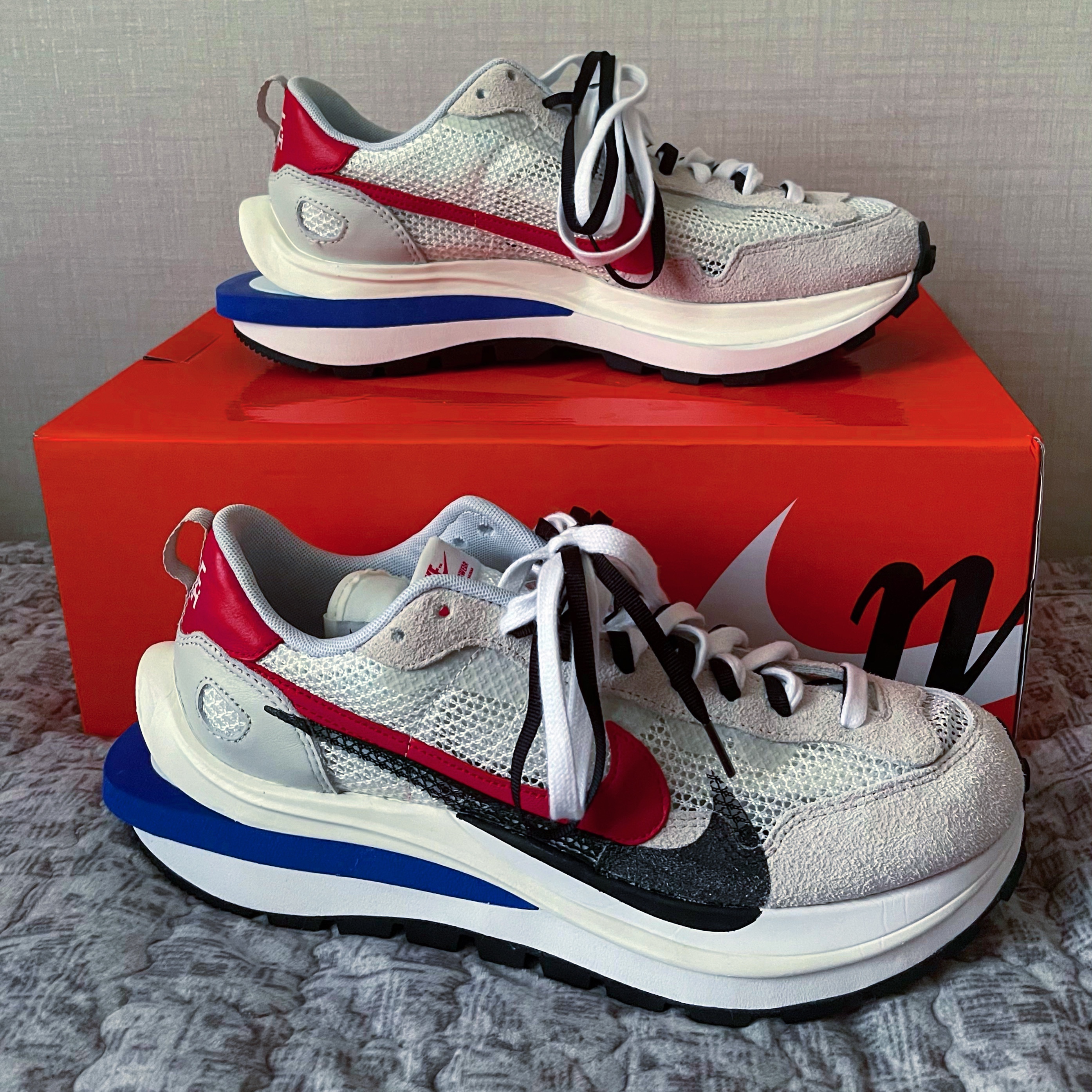 Nike x Sacai VaporWaffle Royal Fuchsia 착용 스타일