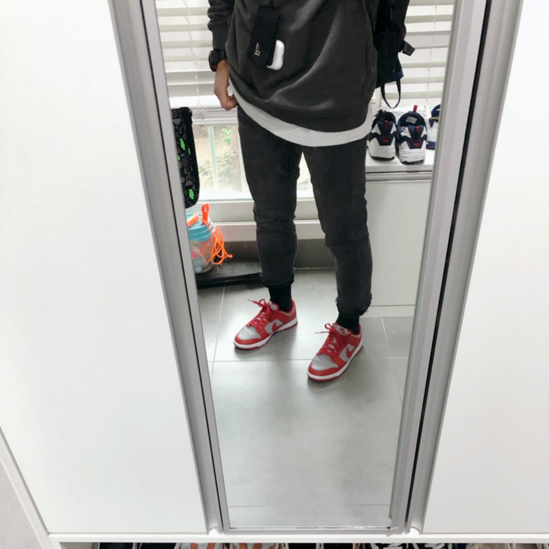 Nike Dunk Low Retro Medium Grey 착용 스타일 - 2
