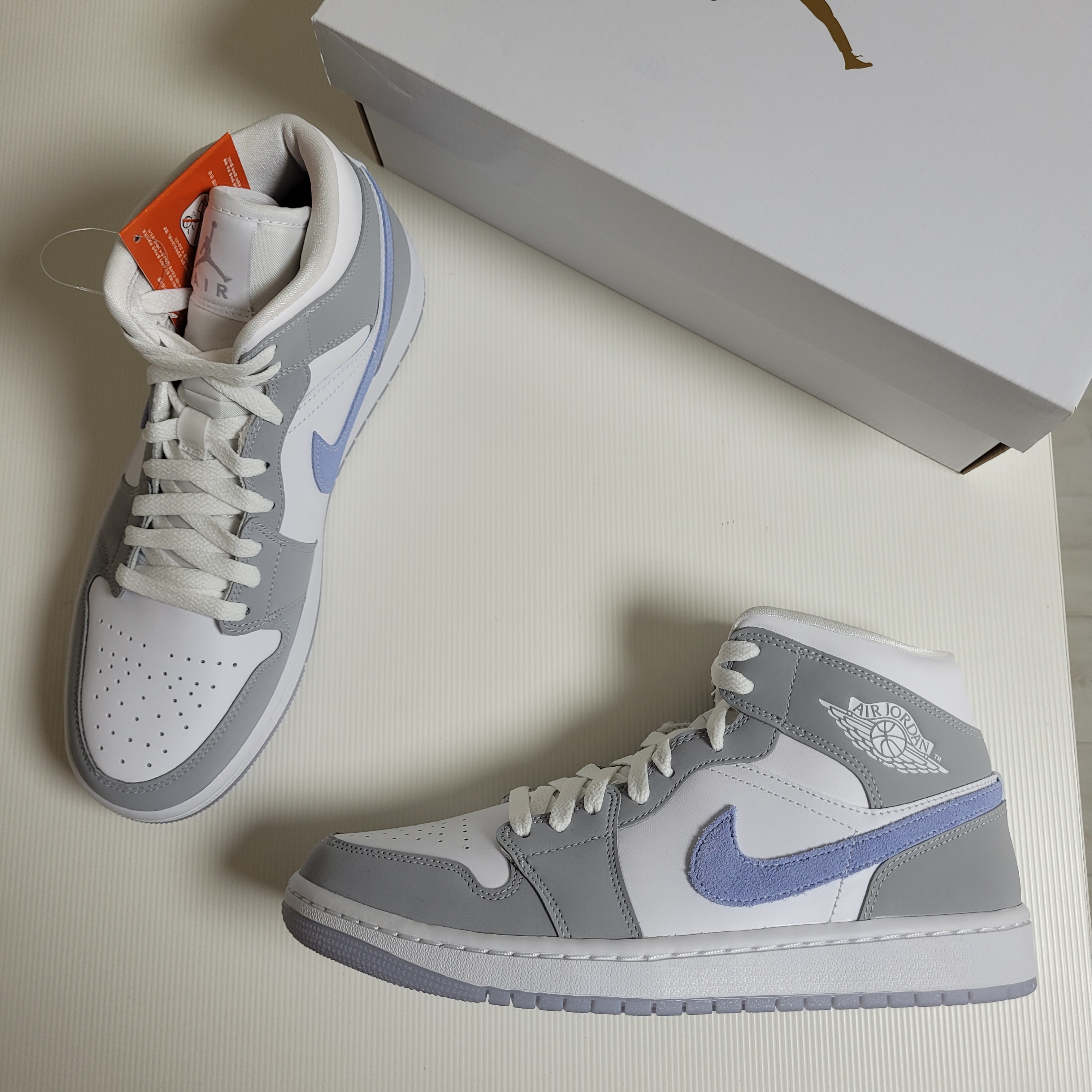 (W) Jordan 1 Mid Wolf Grey 착용 스타일