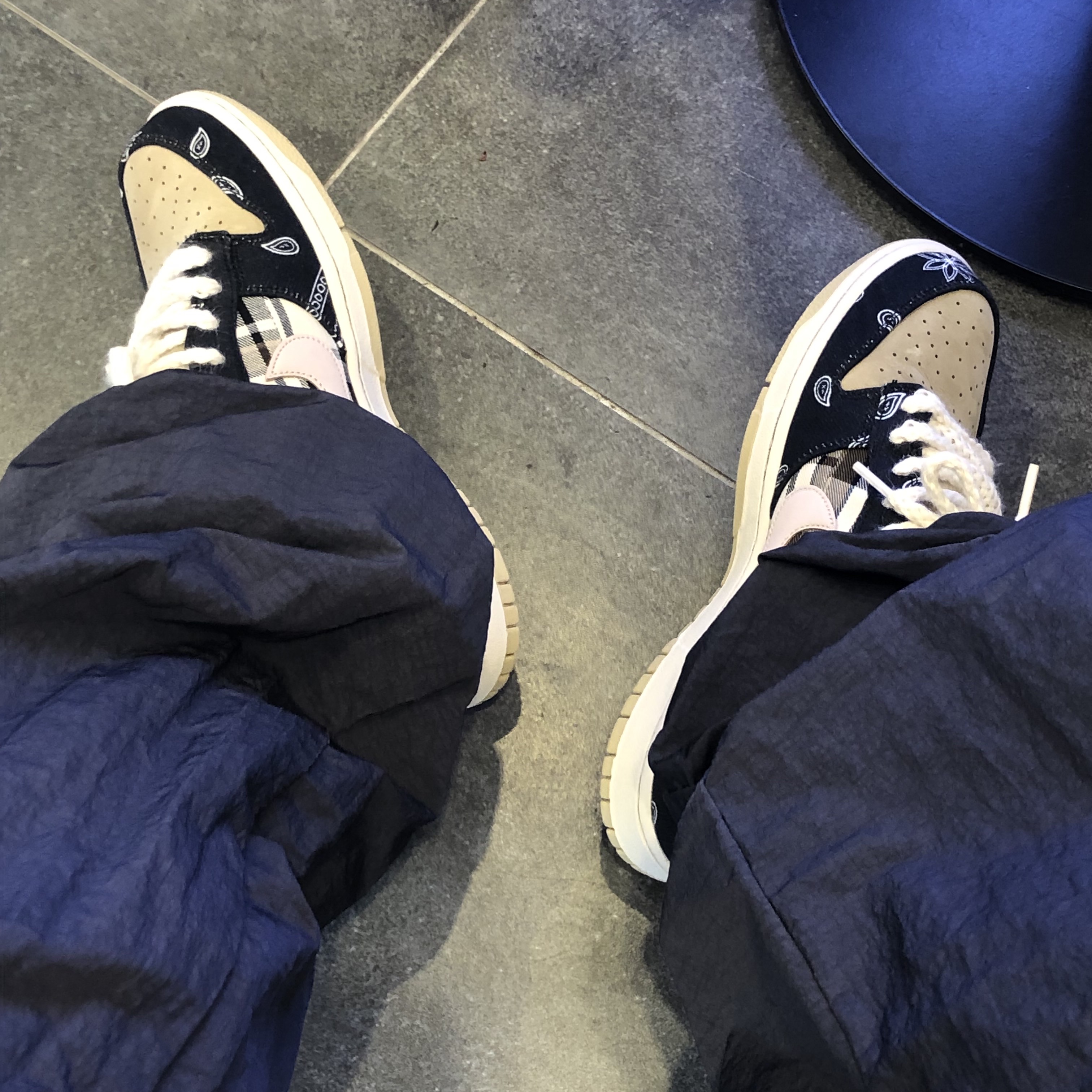 Nike x Travis Scott SB Dunk Low 착용 스타일 - 2