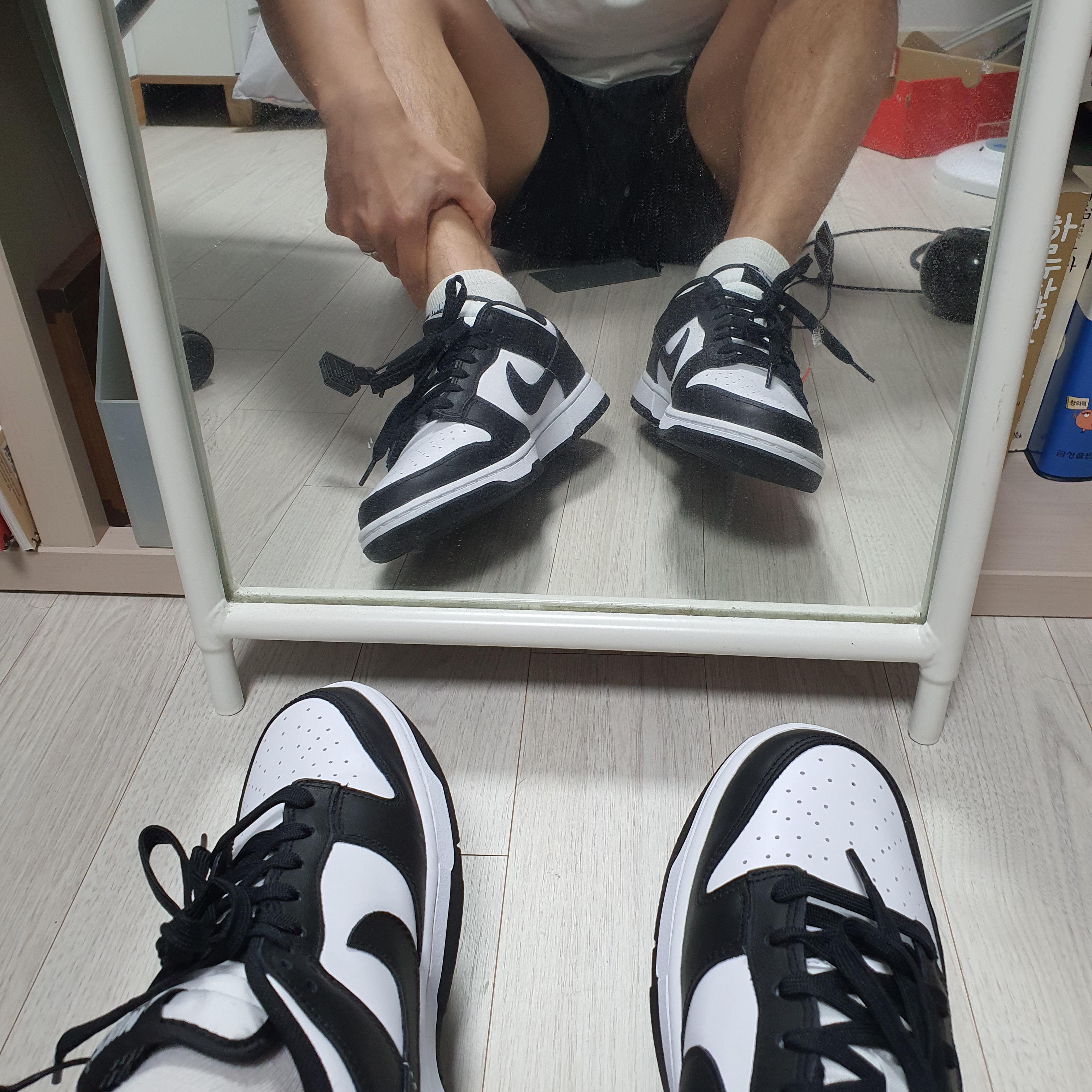 Nike Dunk Low Retro Black 착용 스타일