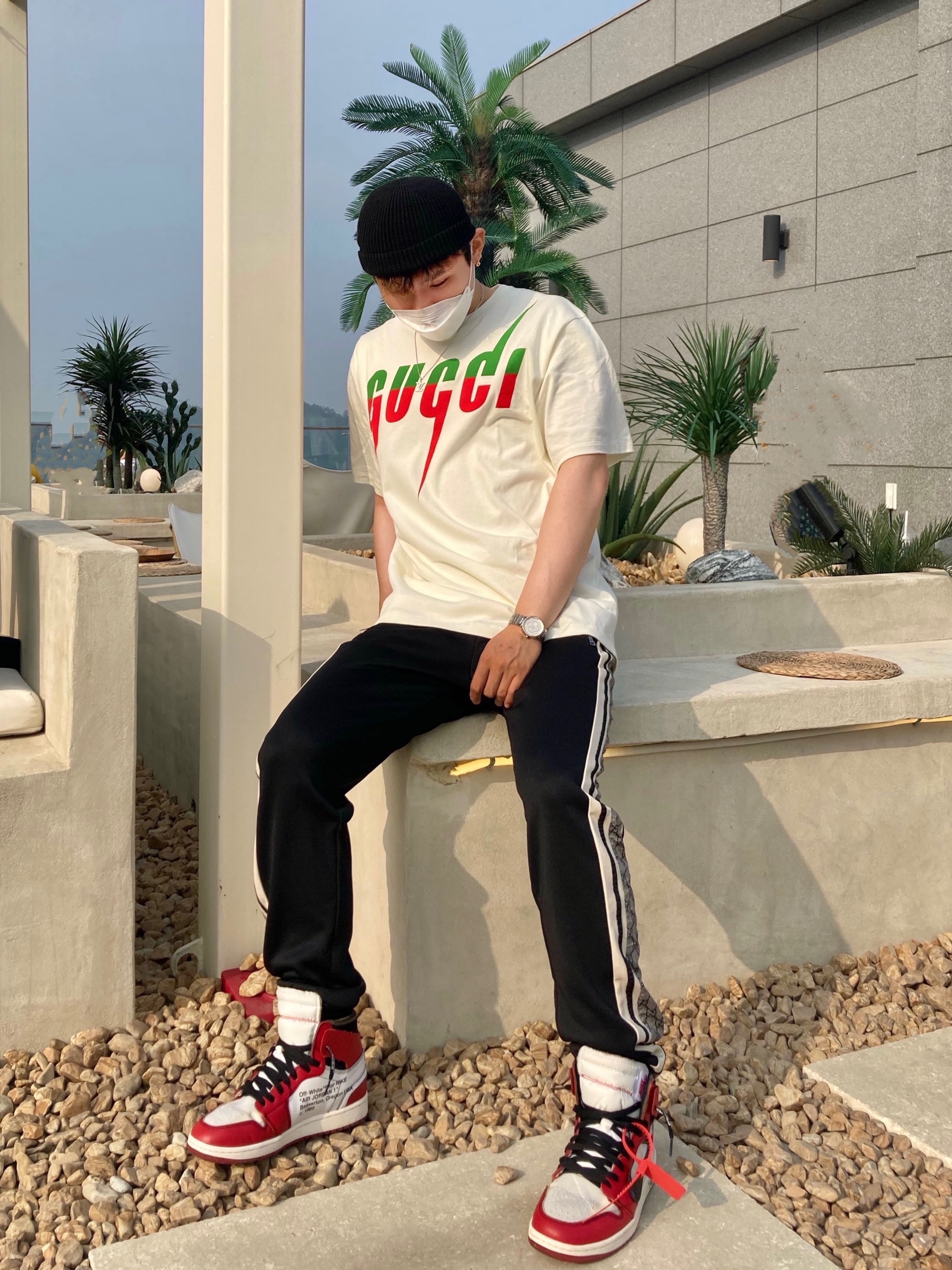 Jordan 1 x Off-White Retro High Chicago The Ten 착용 스타일 - 1