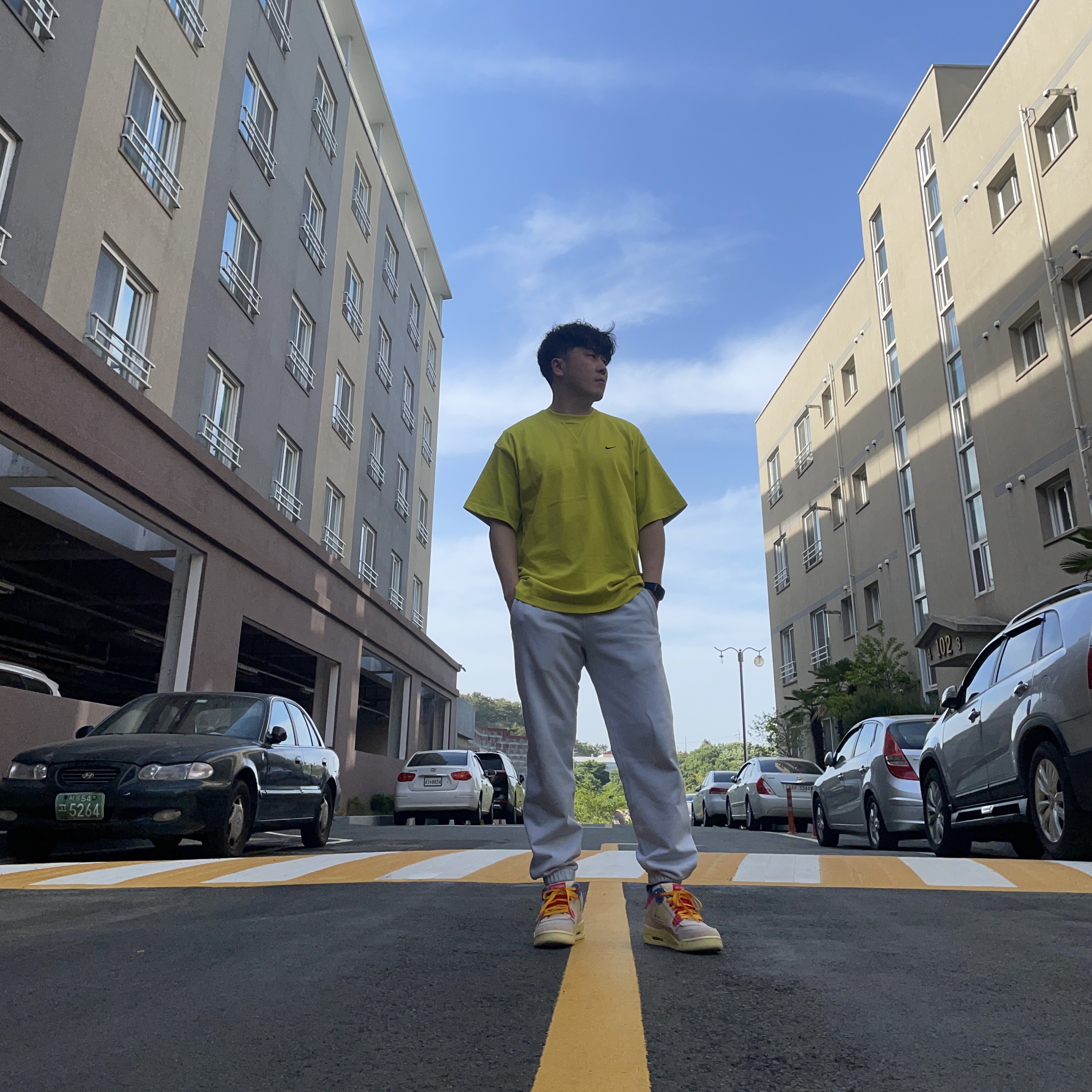 Nike x Kim Jones Oversized T-Shirt High Voltage - US/EU, Jordan 4 x Union Retro Guava Ice 착용 스타일 - 1