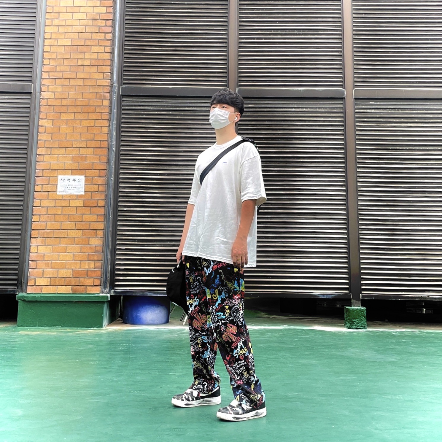 Nike x Peaceminusone Air Force 1 Low Para-Noise 착용 스타일