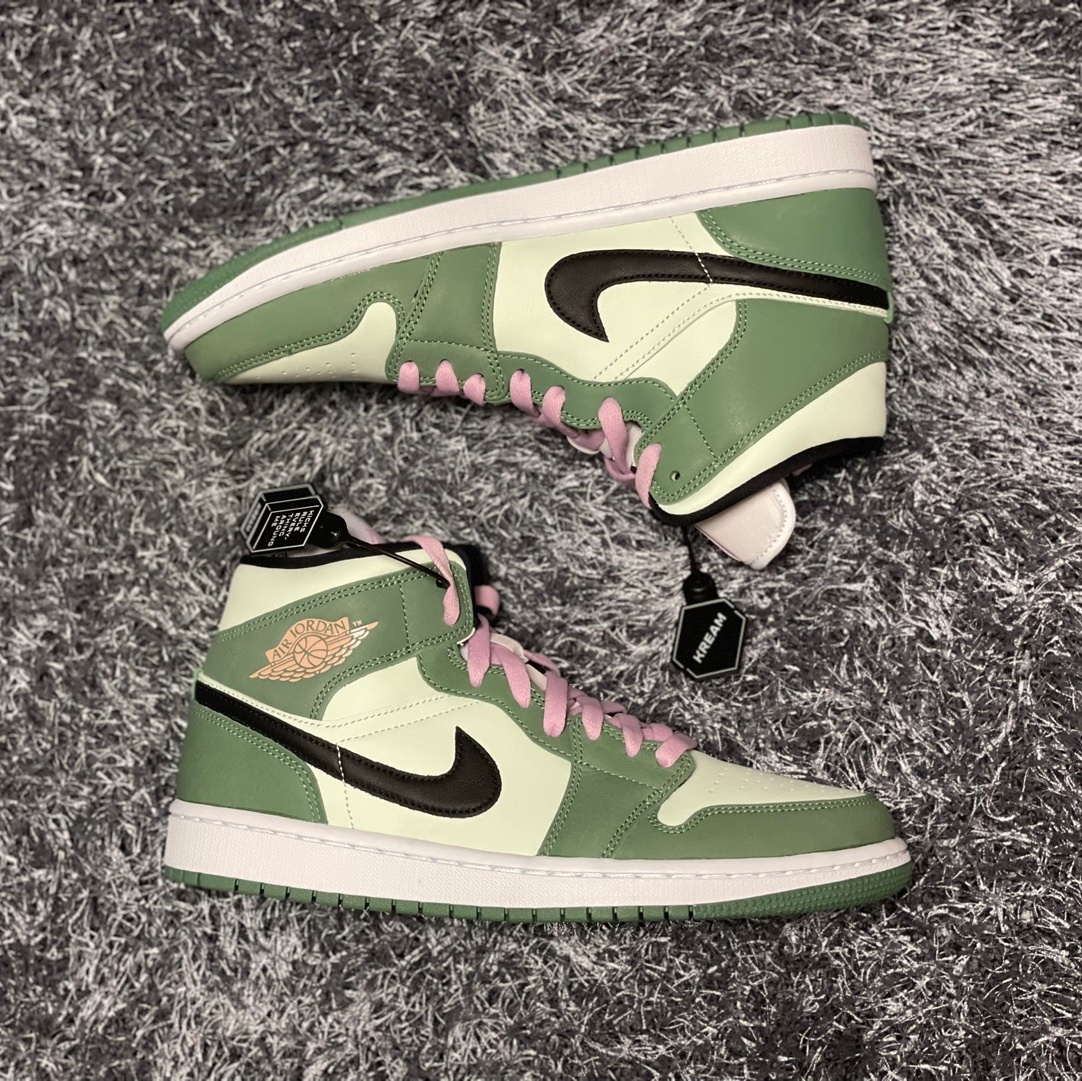 (W) Jordan 1 Mid SE Dutch Green 착용 스타일 - 1