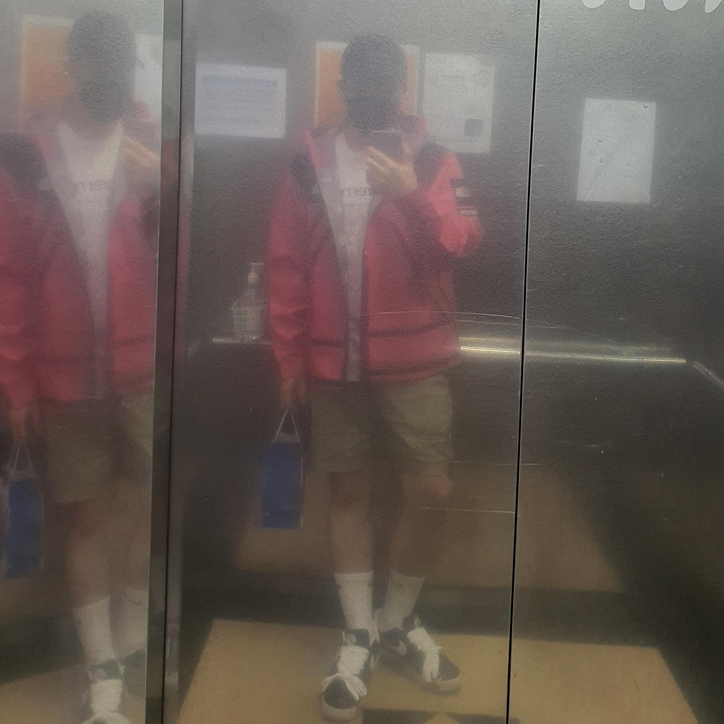 Supreme x The North Face Summit Series Outer Tape Seam Jacket Pink - 21SS, Supreme Shop T-Shirt Black - 20SS 착용 스타일