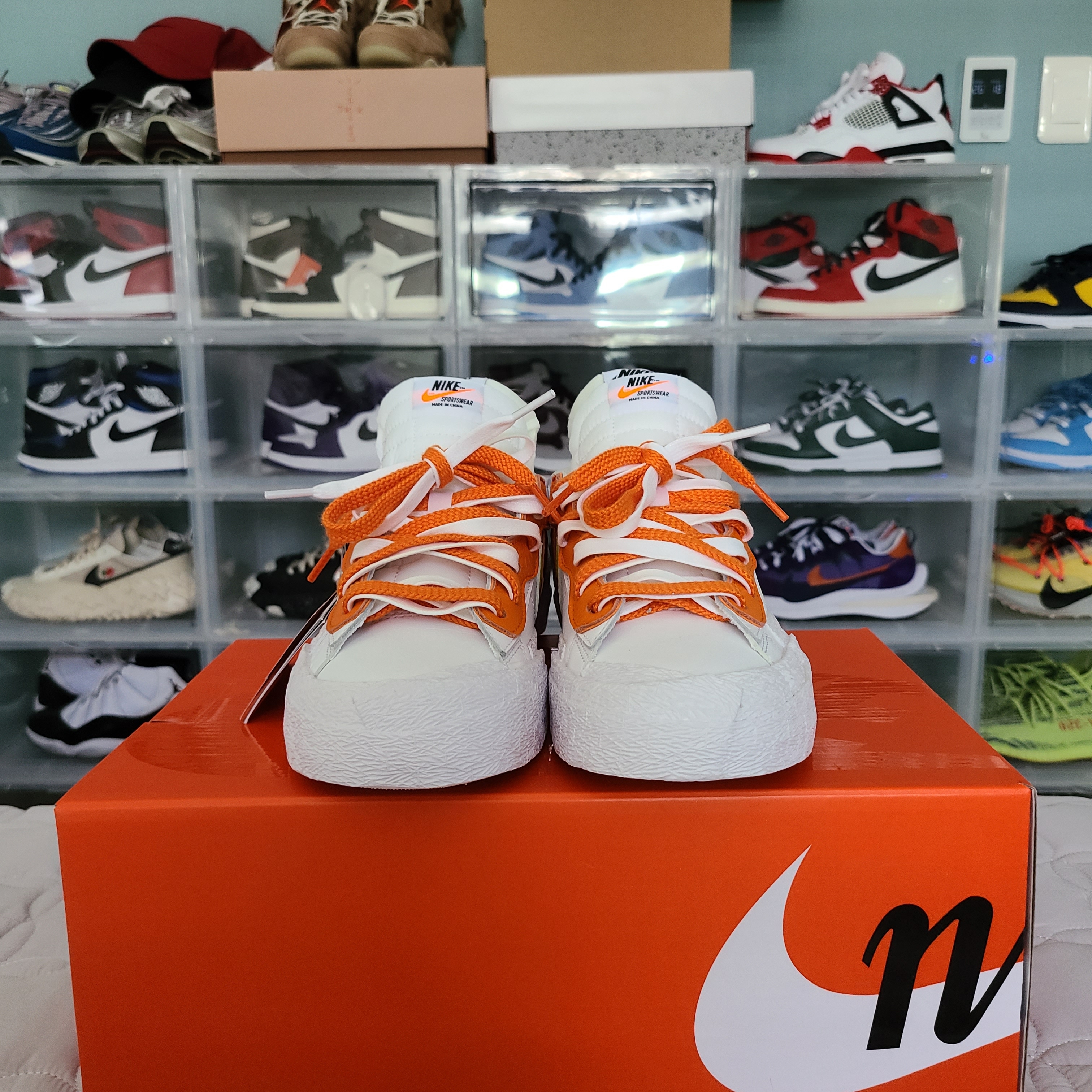 Nike x Sacai Blazer Low Magma Orange 착용 스타일 - 1