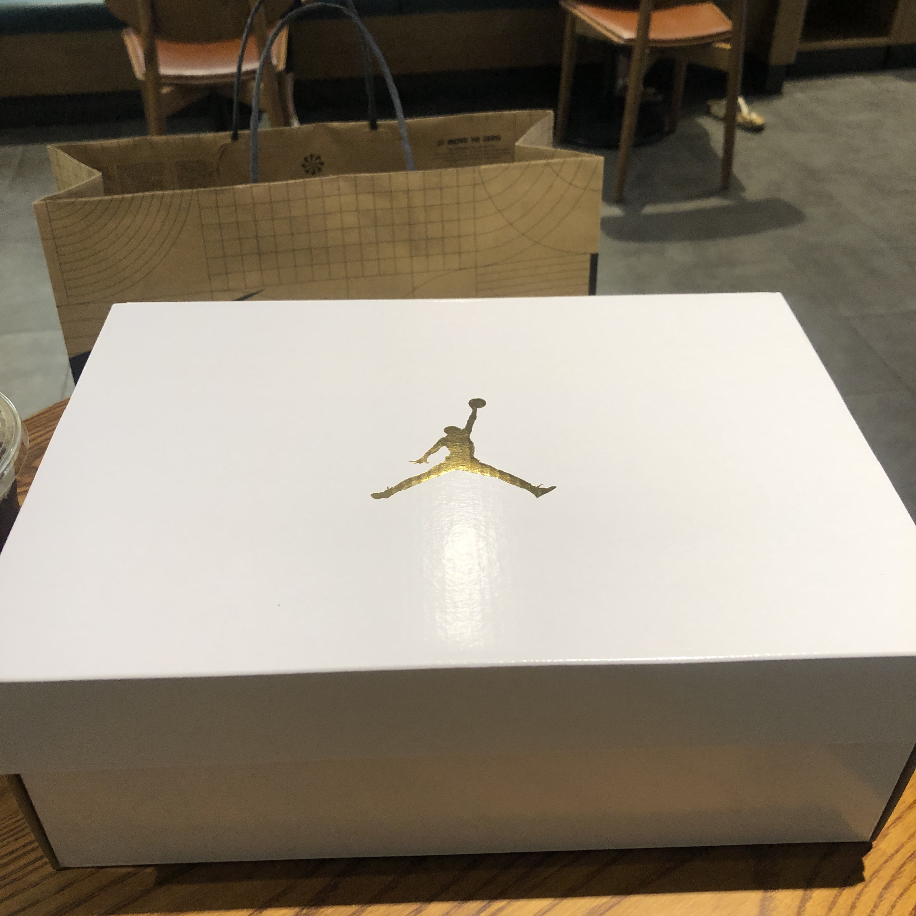 (W) Jordan 1 Mid Wolf Grey 착용 스타일 - 1