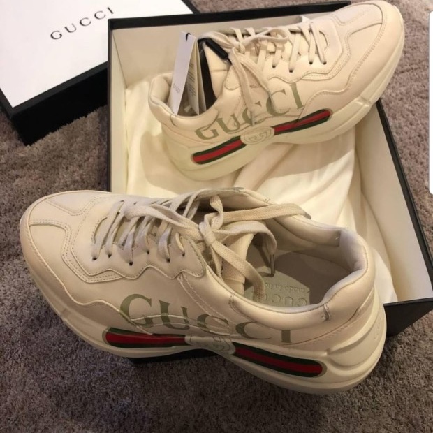 Gucci Rhyton Leather Sneakers Logo 착용 스타일