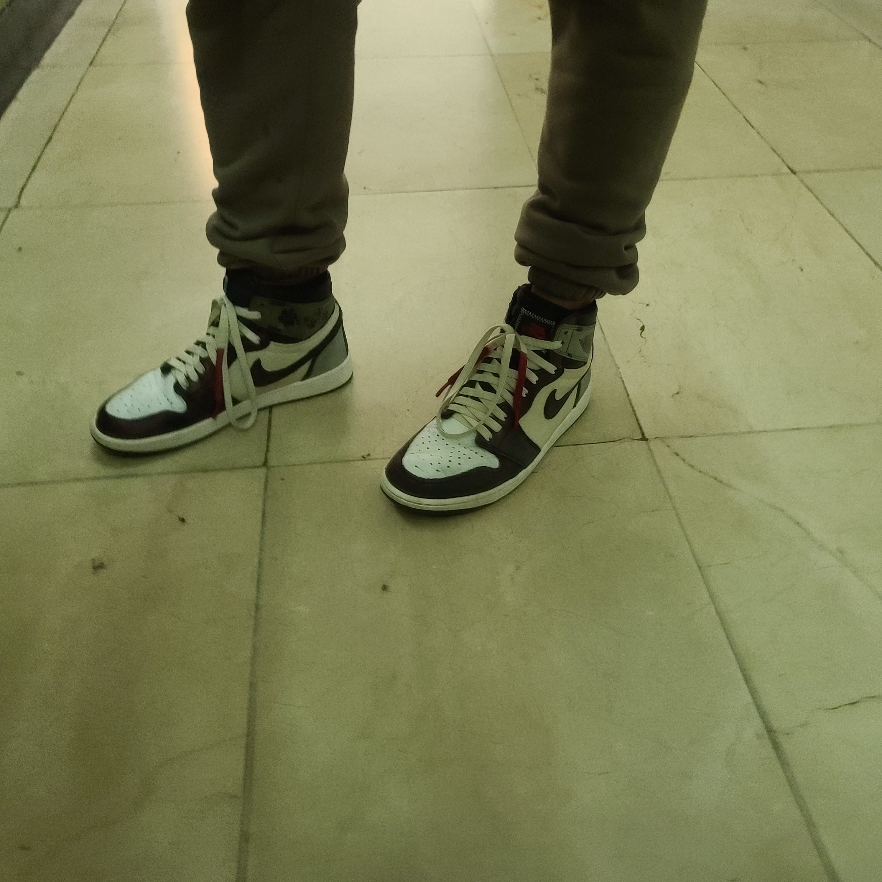 Jordan 1 Retro High OG Rust Shadow, Essentials Sweatpants Taupe - 21SS 착용 스타일 - 3