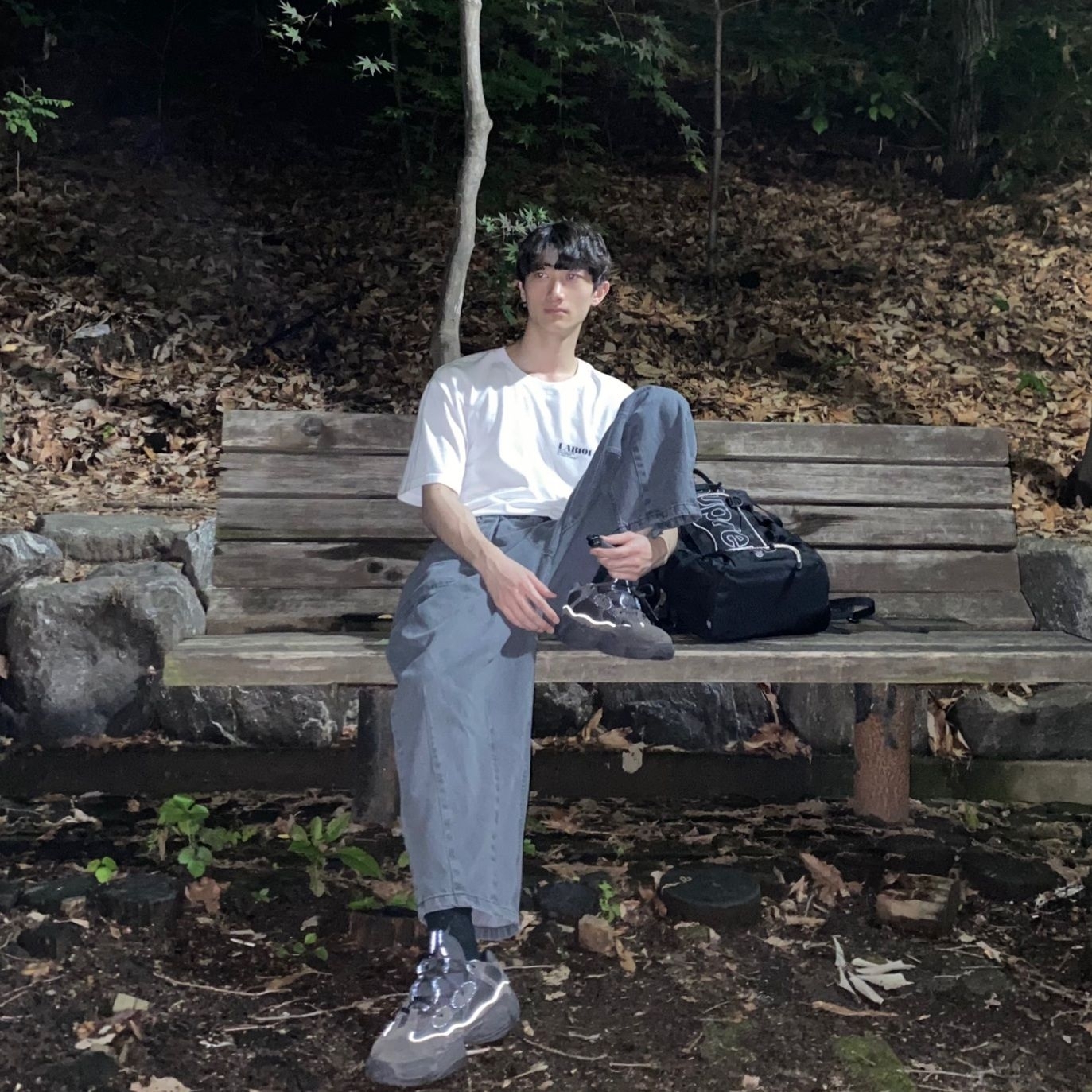Adidas Yeezy 500 Utility Black 2018/2020, Supreme Backpack Black - 18FW 착용 스타일