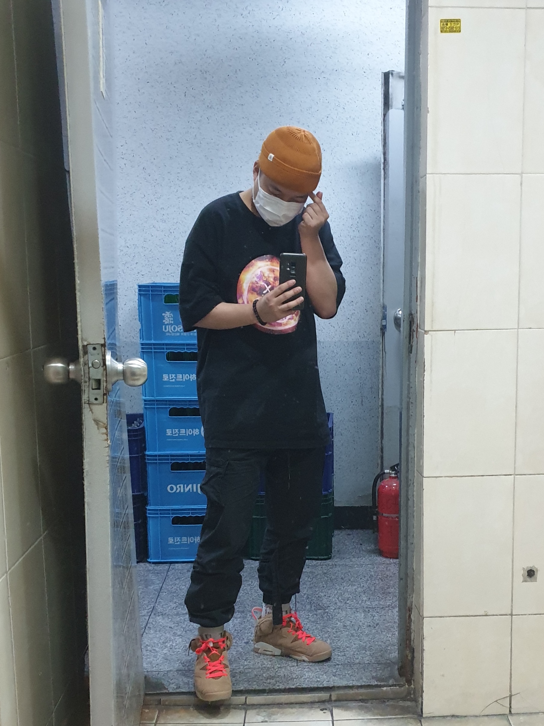 Jordan 6 x Travis Scott Retro SP British Khaki 착용 스타일
