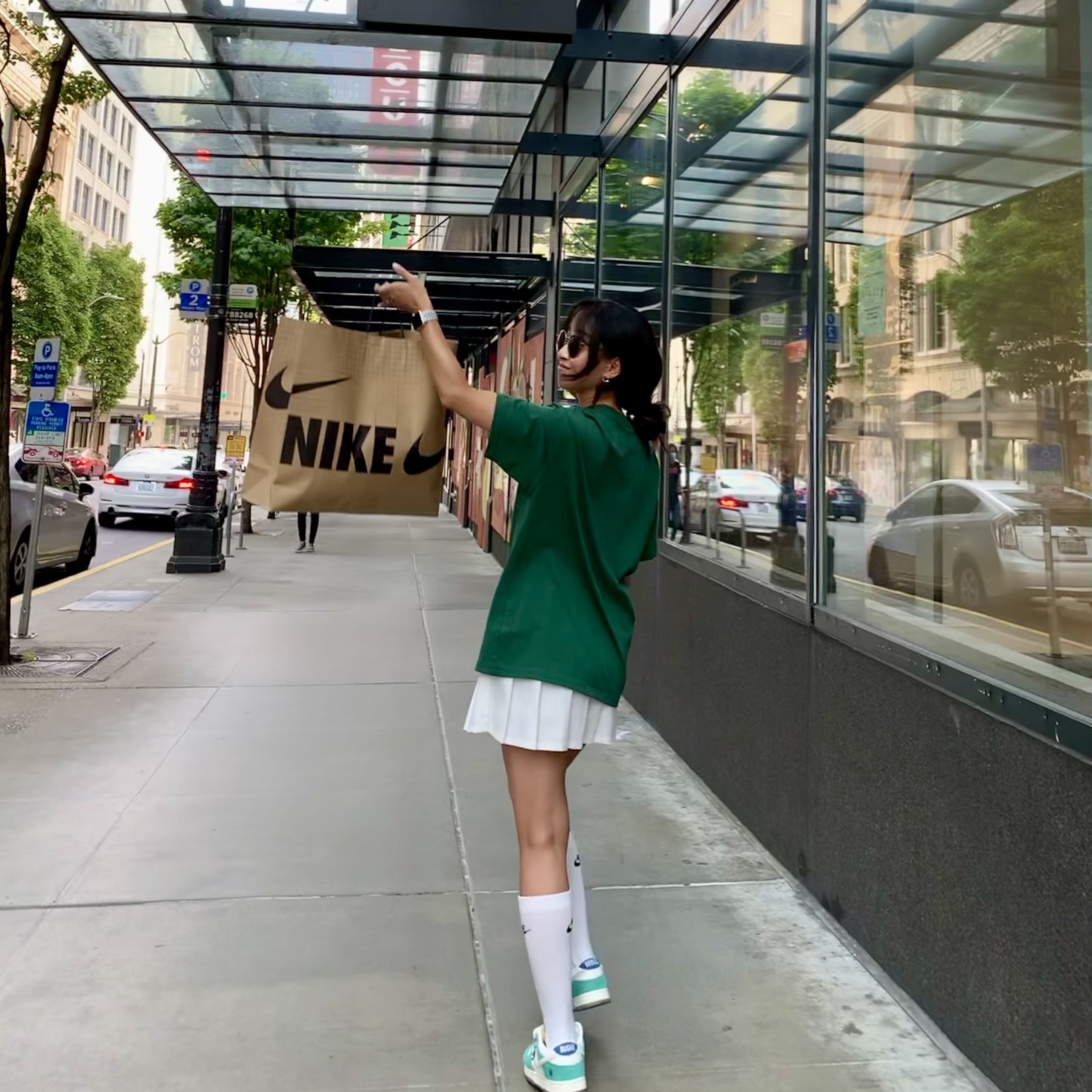 Nike x Stussy WT T-Shirt Green - US/EU, Nike x Kasina Dunk Low Road Sign - Kasina Exclusive 착용 스타일