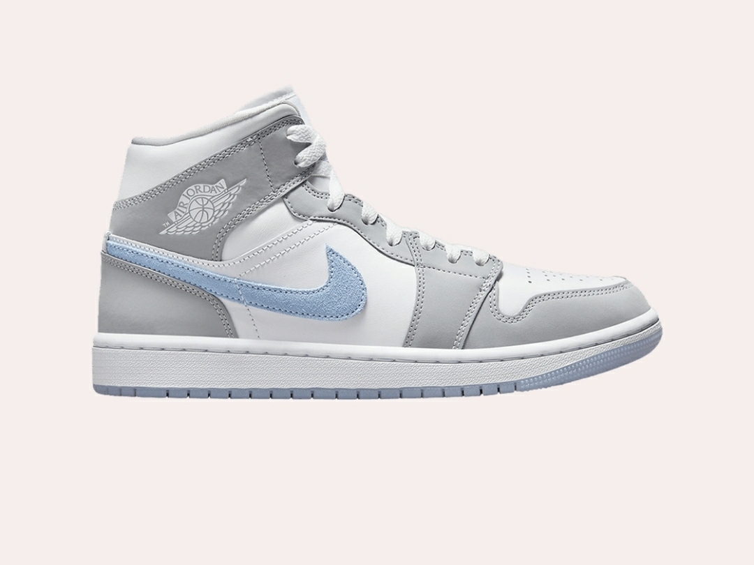 (W) Jordan 1 Mid Wolf Grey 착용 스타일 - 1