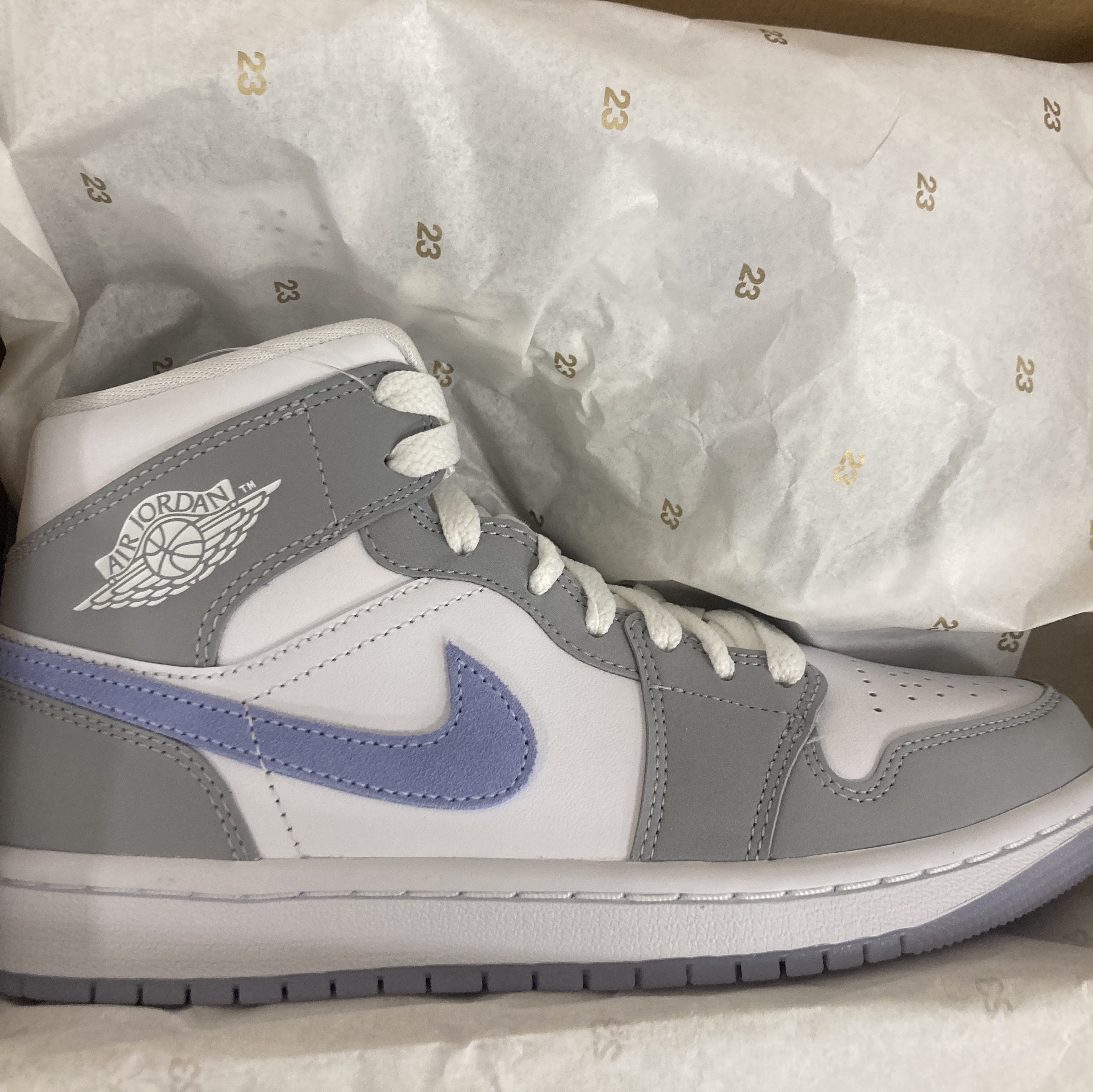 (W) Jordan 1 Mid Wolf Grey 착용 스타일