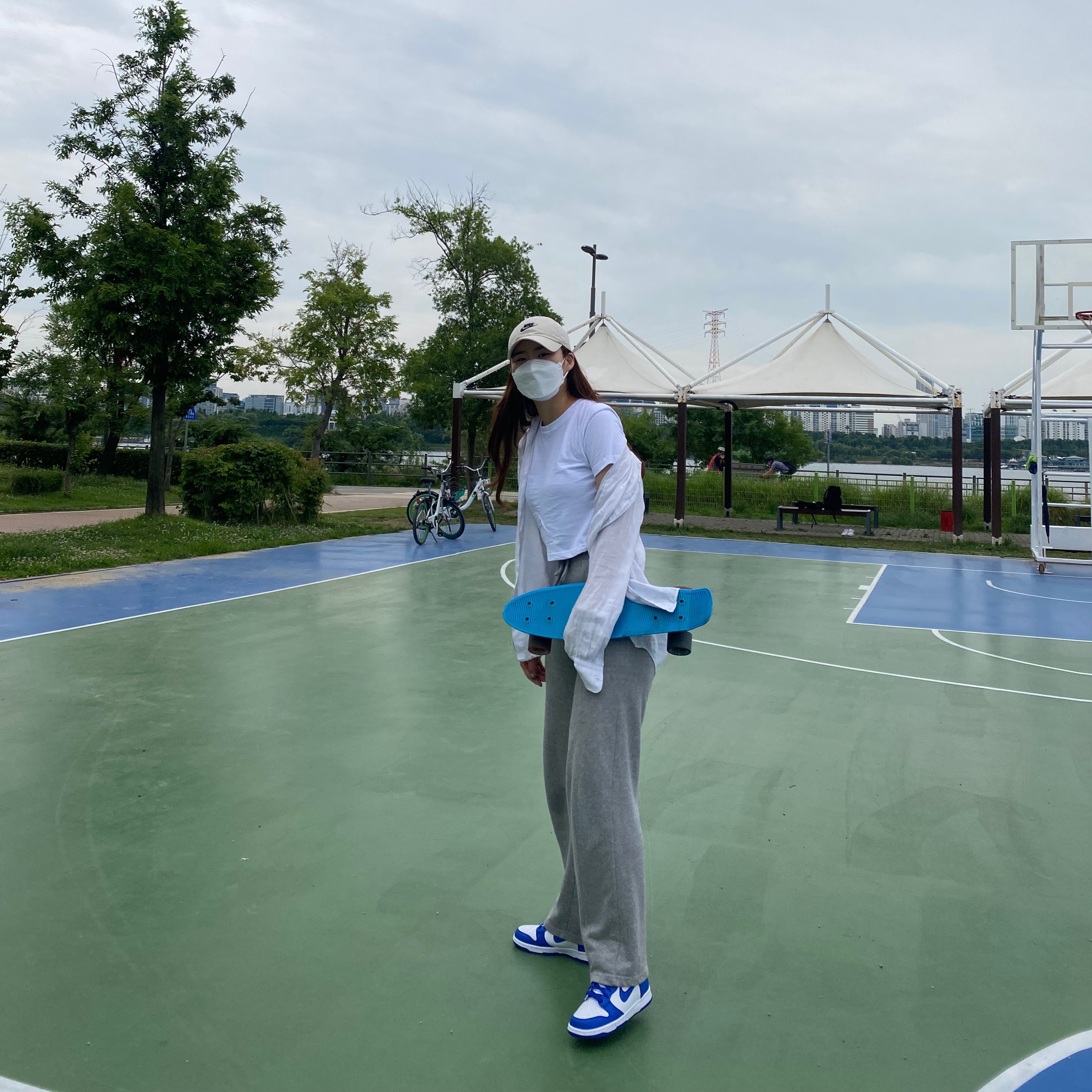 (GS) Nike Dunk High Game Royal 착용 스타일