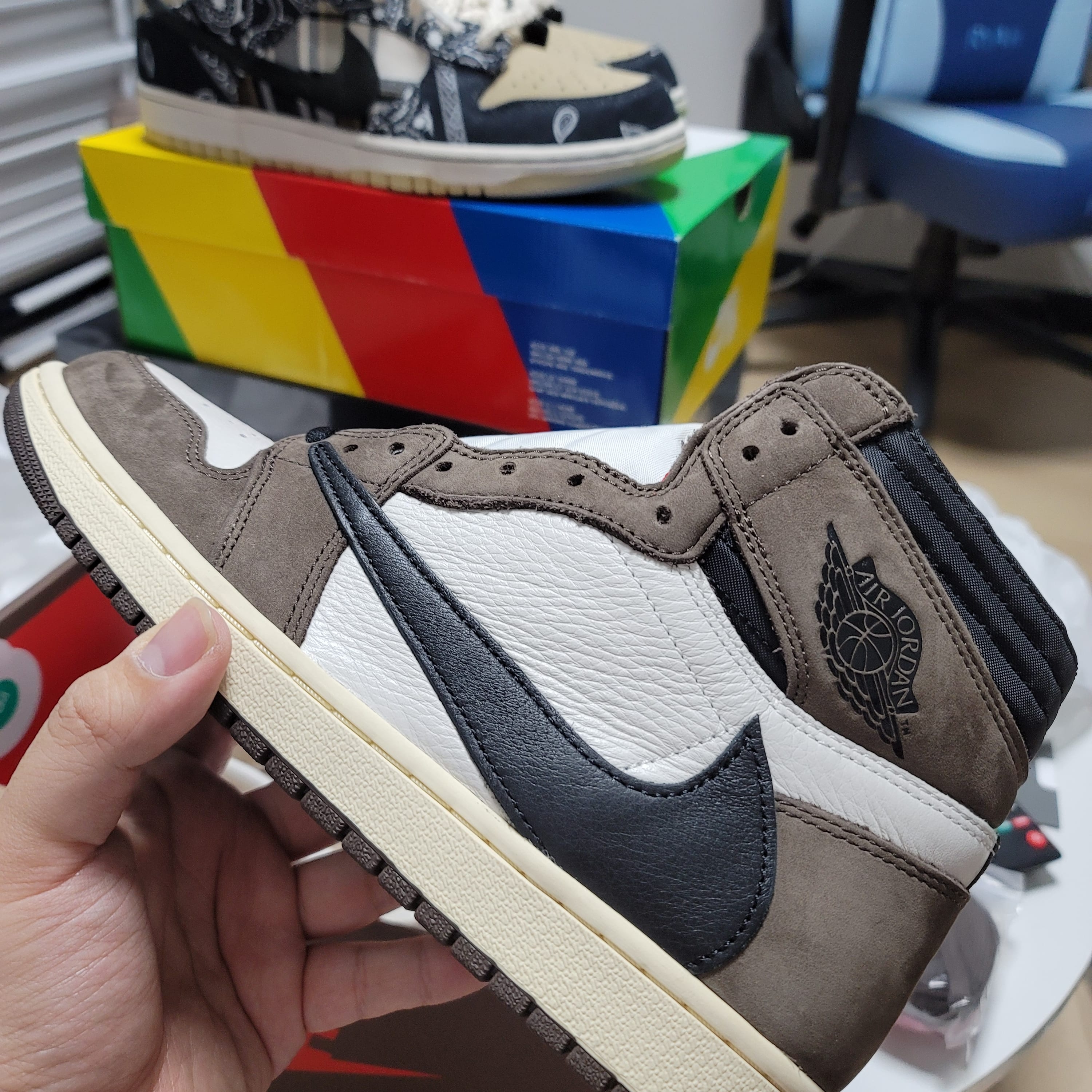Jordan 1 x Travis Scott Retro High OG SP Mocha 착용 스타일