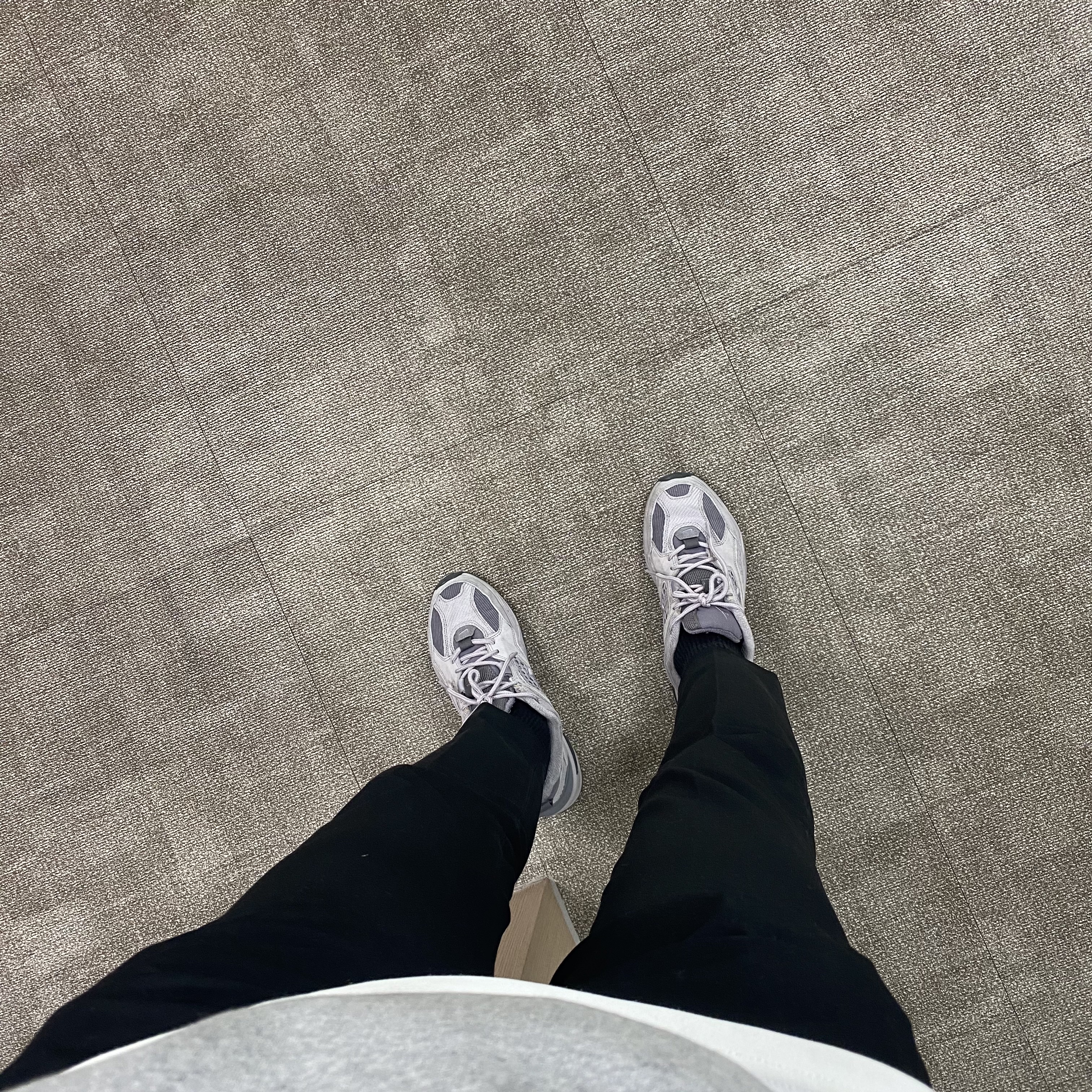 Nike M2K Tekno Atmosphere Grey 착용 스타일