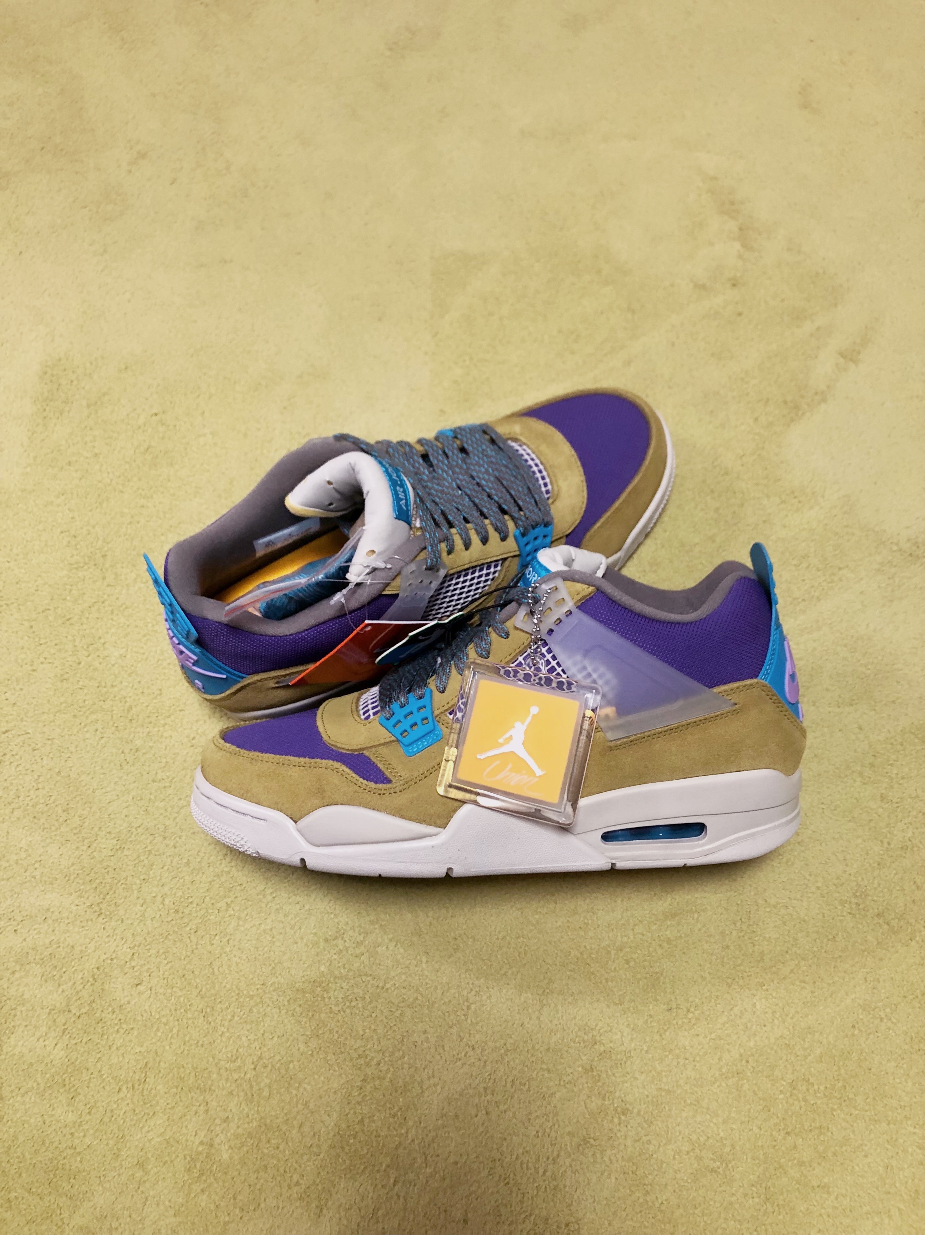 Jordan 4 x Union Retro SP Desert Moss 착용 스타일 - 1