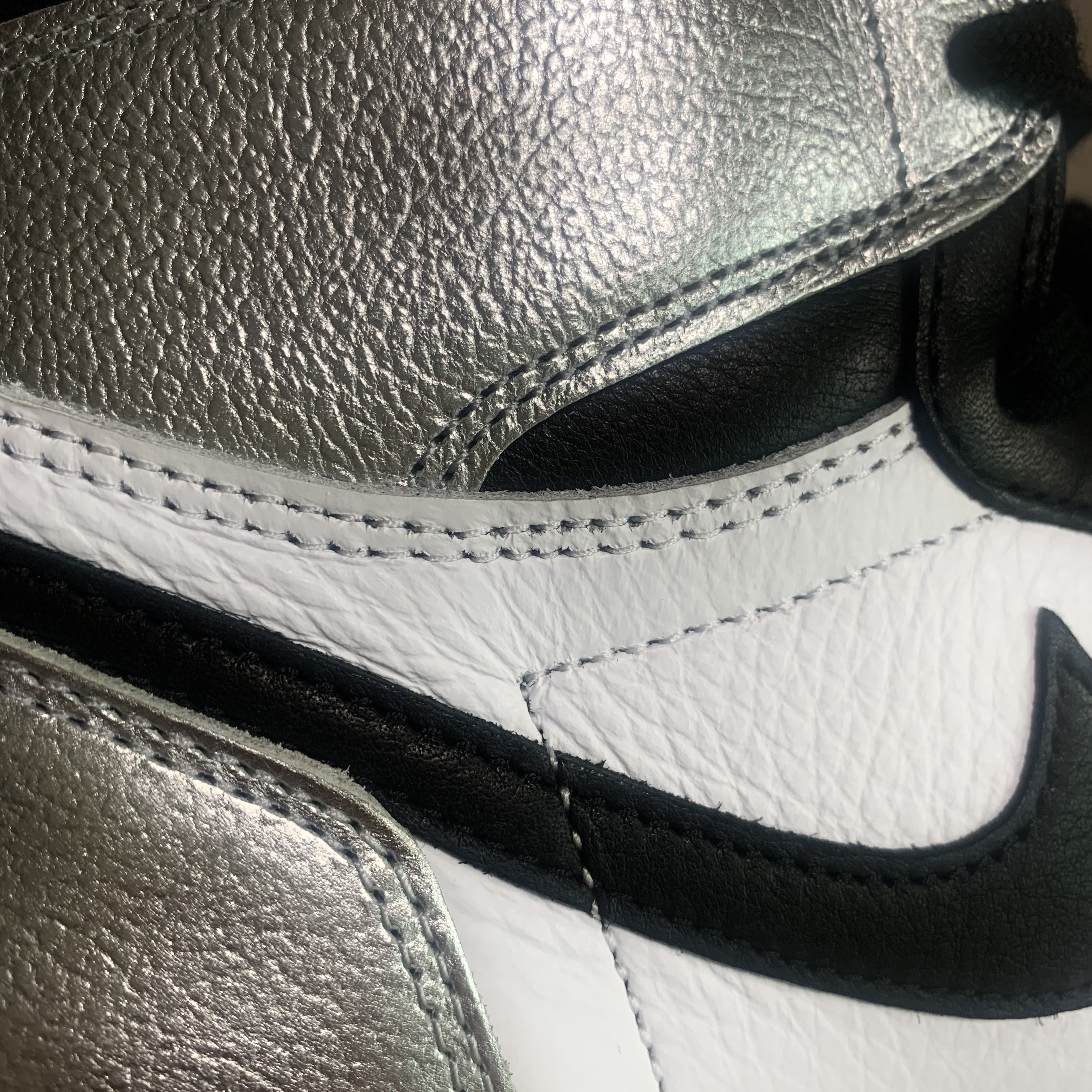(W) Jordan 1 Retro High OG Silver Toe 착용 스타일 - 5