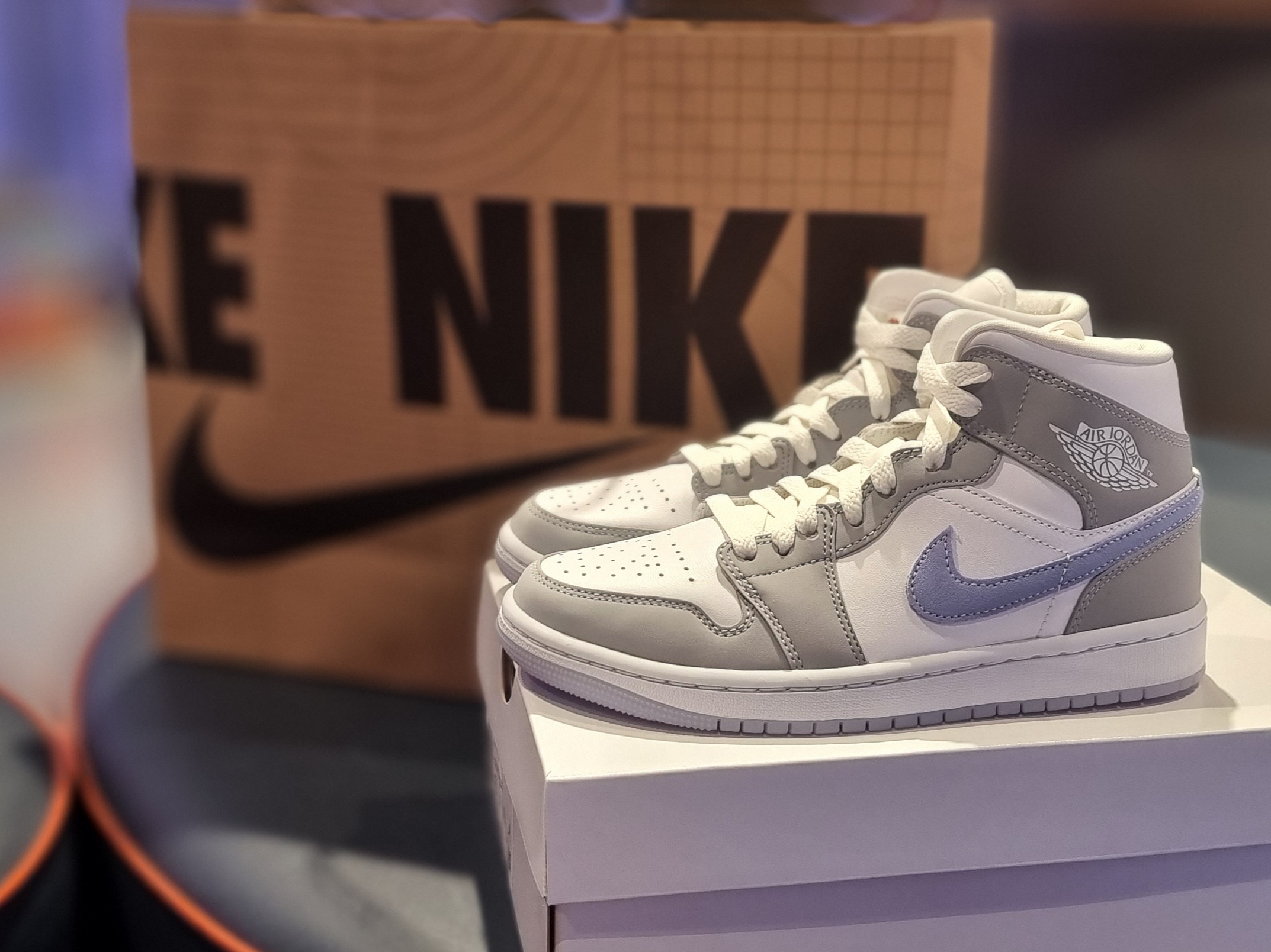 (W) Jordan 1 Mid Wolf Grey 착용 스타일