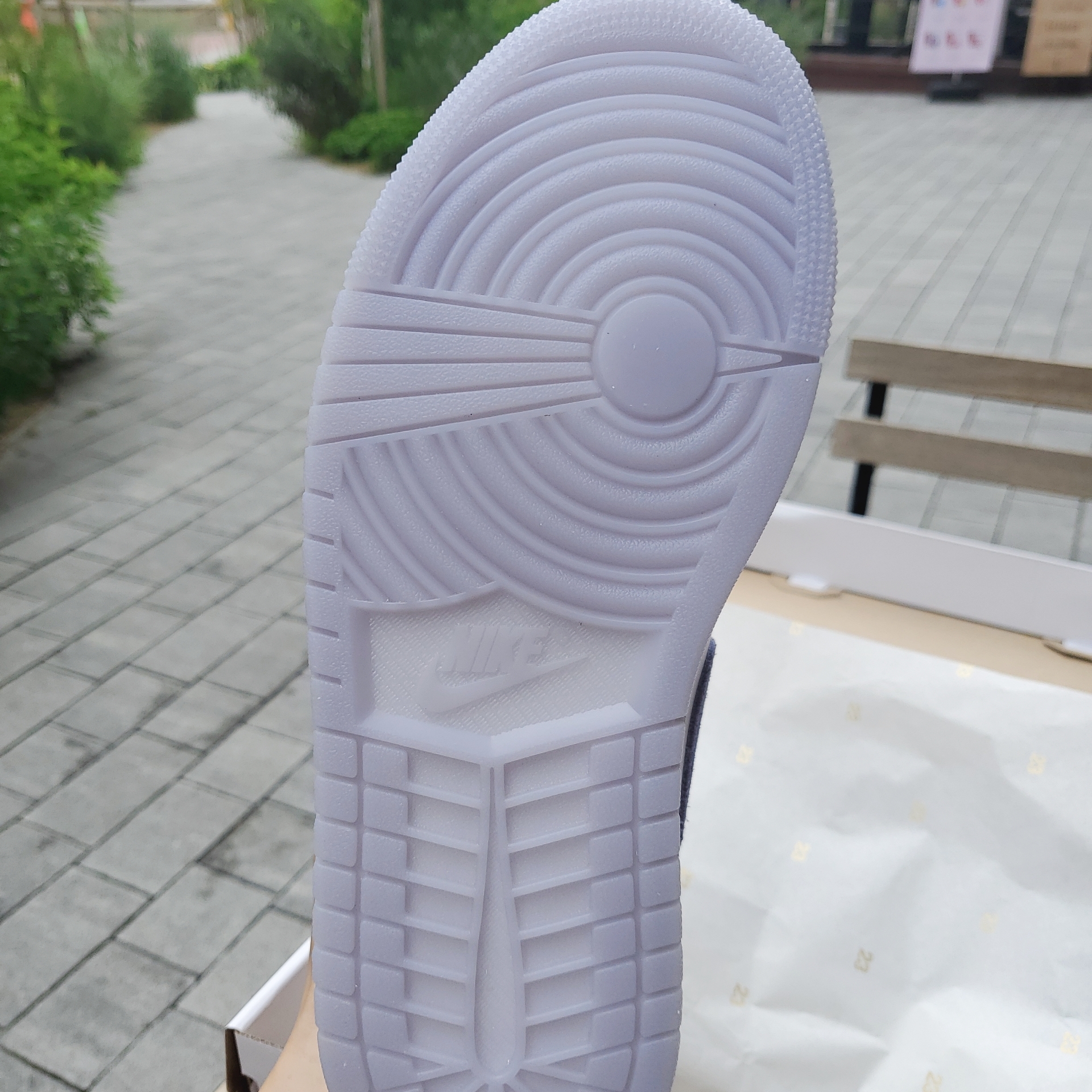 (W) Jordan 1 Mid Wolf Grey 착용 스타일 - 3