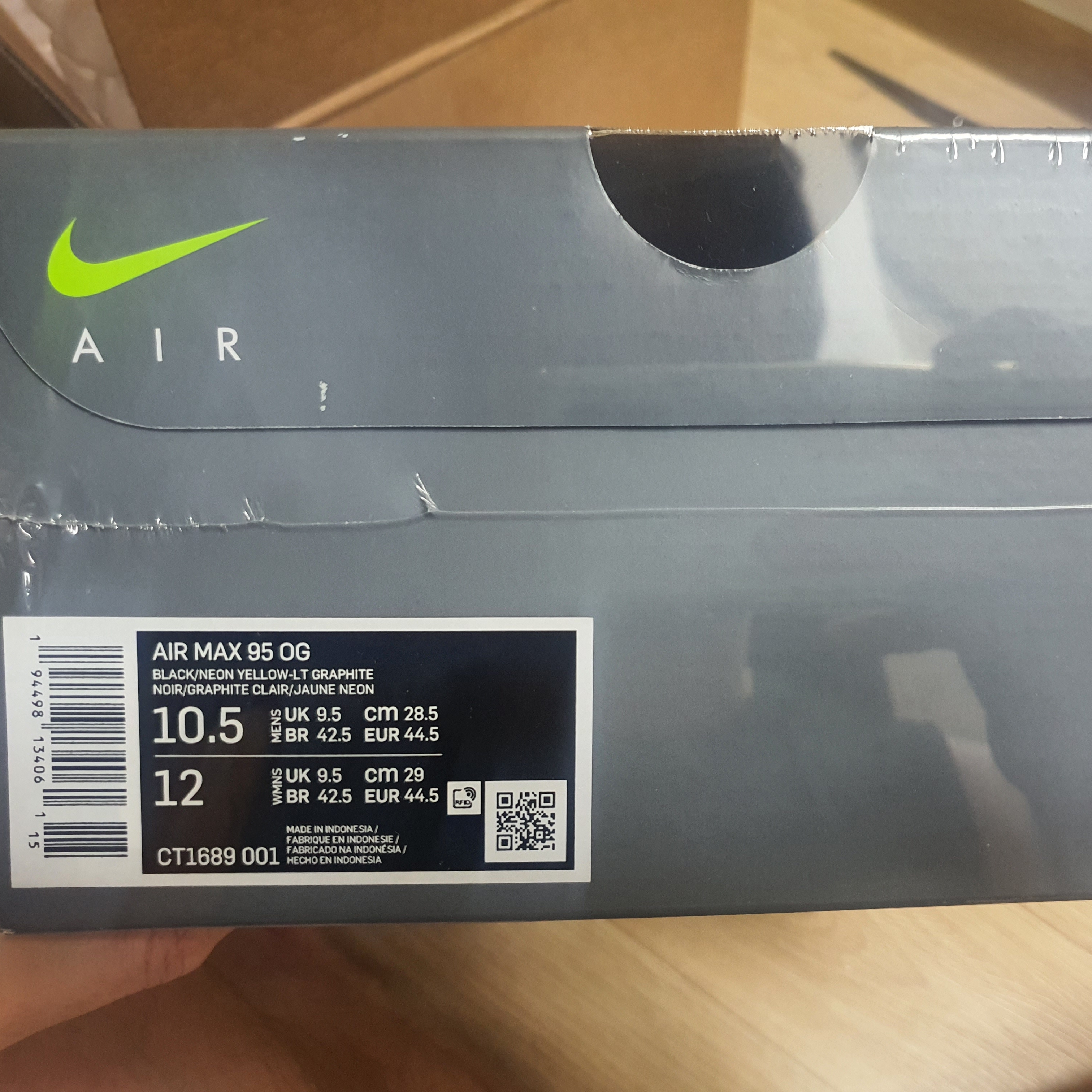 Nike Air Max 95 OG Neon Yellow 2020 착용 스타일 - 2