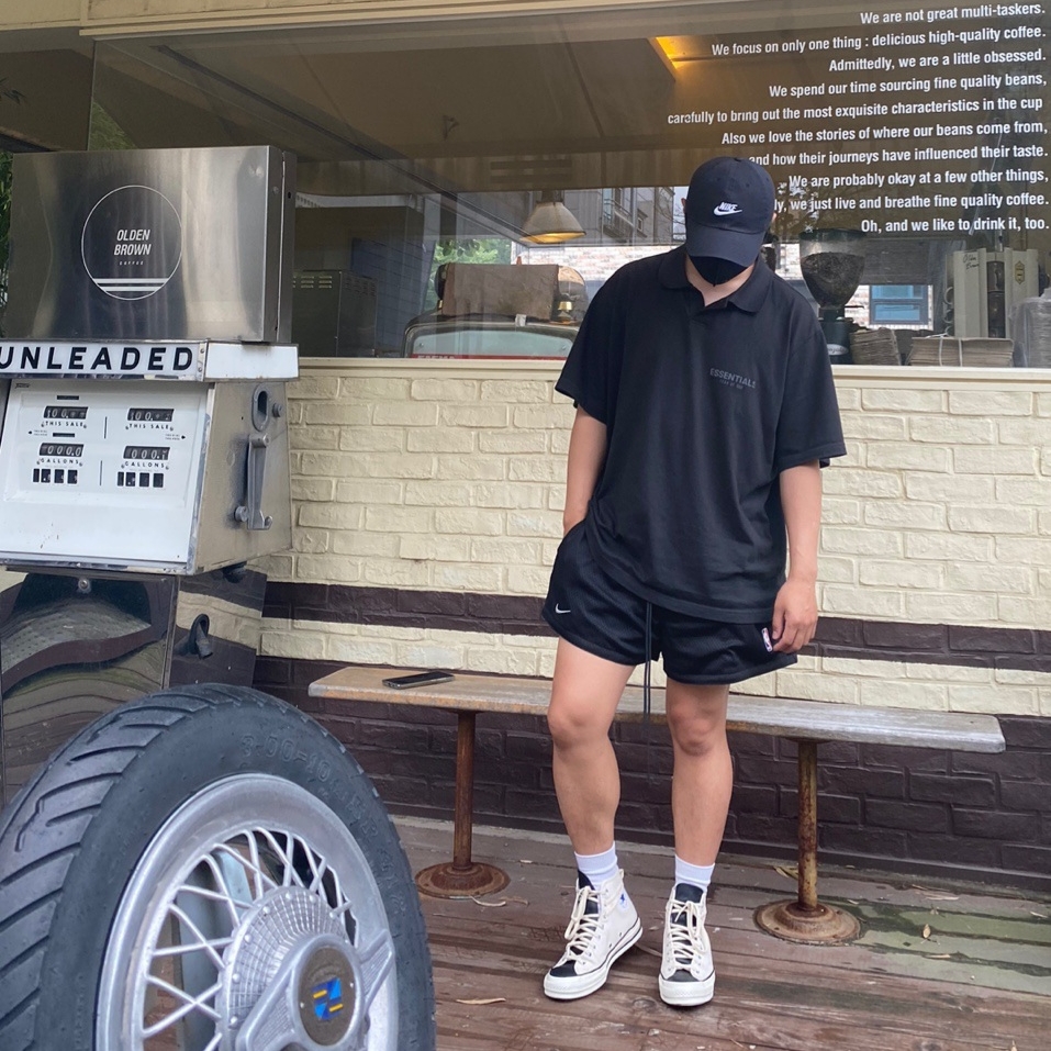 Nike x Fear of God Basketball Shorts Off Noir, Essentials Short Sleeve Boxy Polo Dark Slate/Stretch Limo/Black - 20SS 착용 스타일 - 1