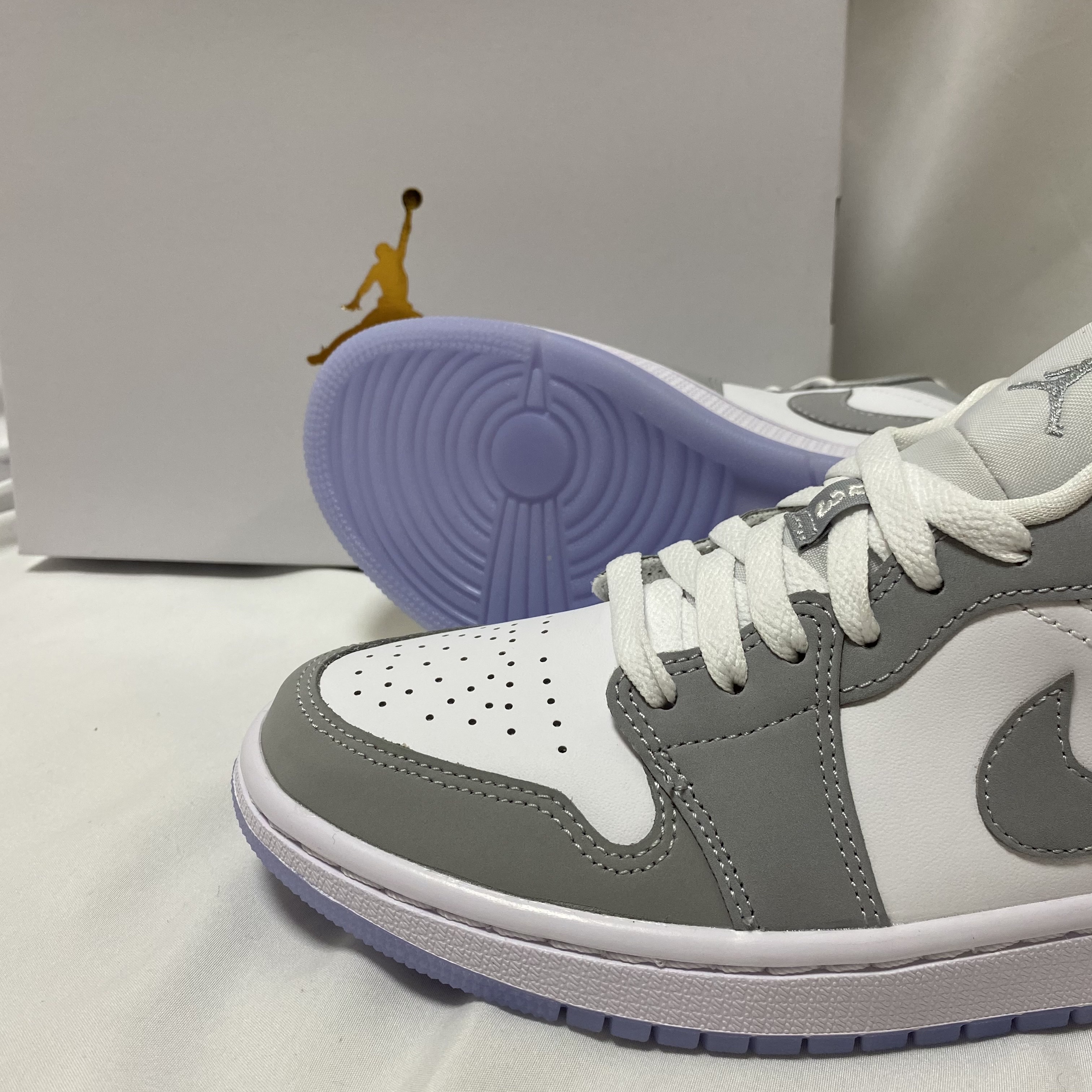 (W) Jordan 1 Low White Wolf Grey 착용 스타일