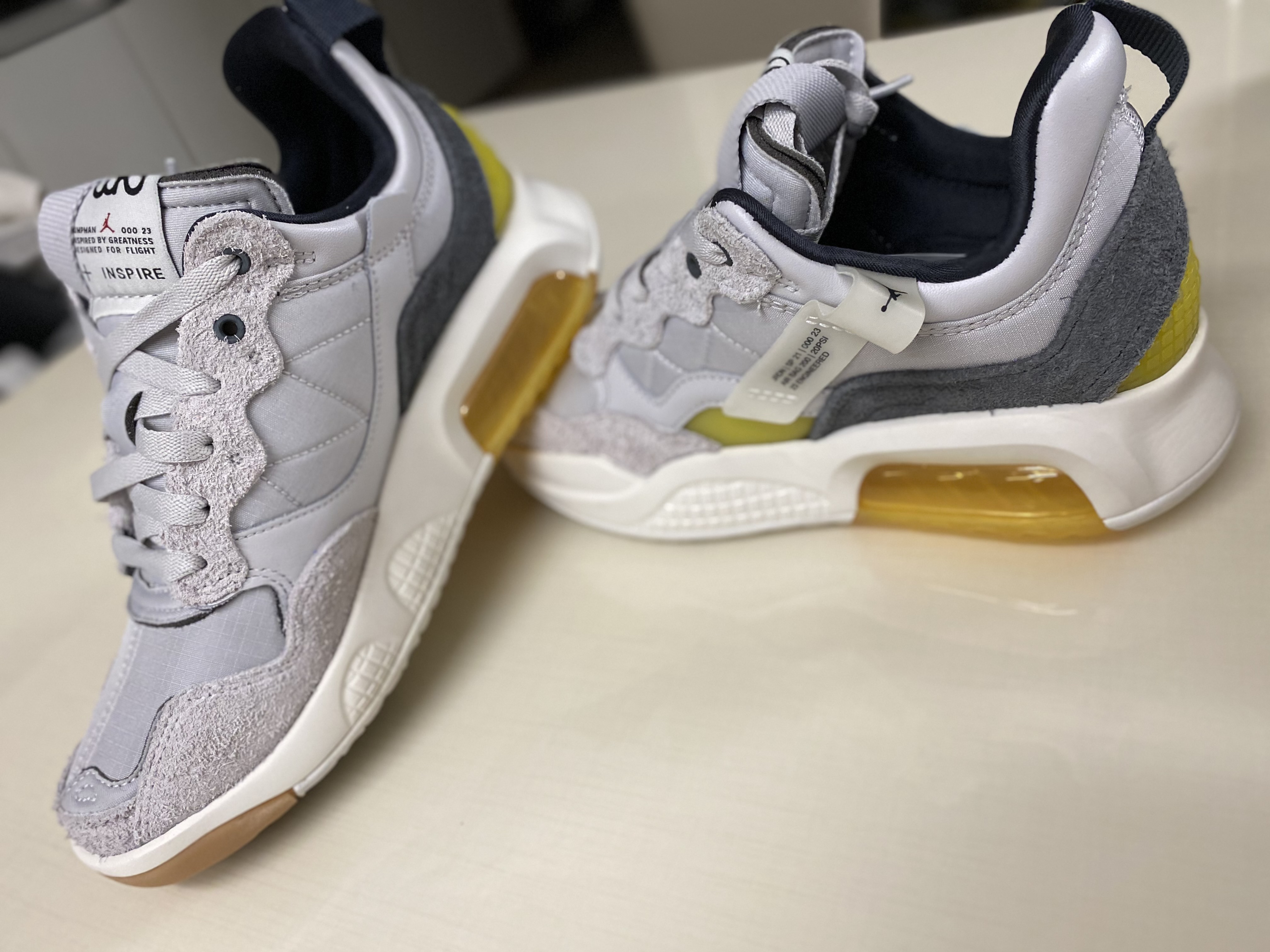 (W) Jordan MA2 Vast Grey 착용 스타일