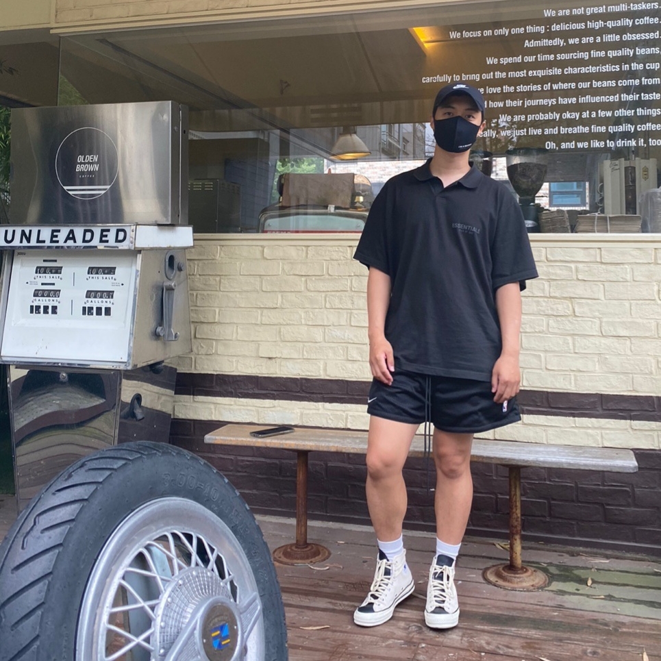 Nike x Fear of God Basketball Shorts Off Noir, Essentials Short Sleeve Boxy Polo Dark Slate/Stretch Limo/Black - 20SS 착용 스타일 - 4
