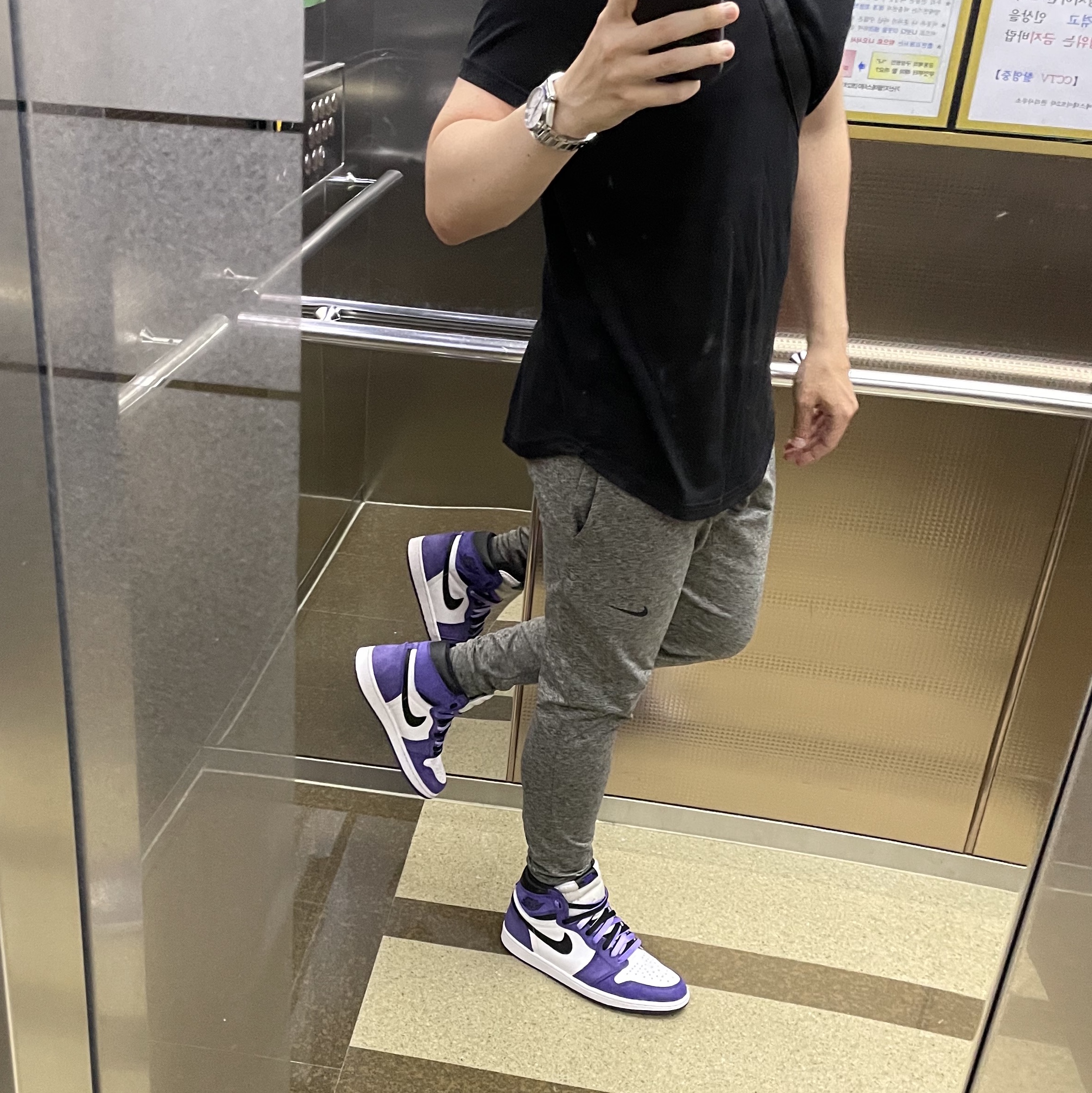 Jordan 1 Retro High OG Court Purple 2020 착용 스타일 - 1